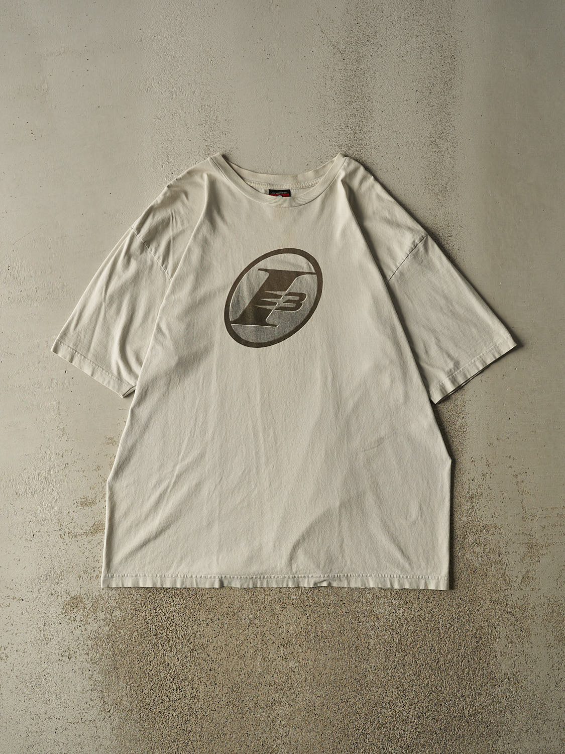 Vintage Y2K Beige Reebok Iverson Logo Tee (XXL/XXXL)