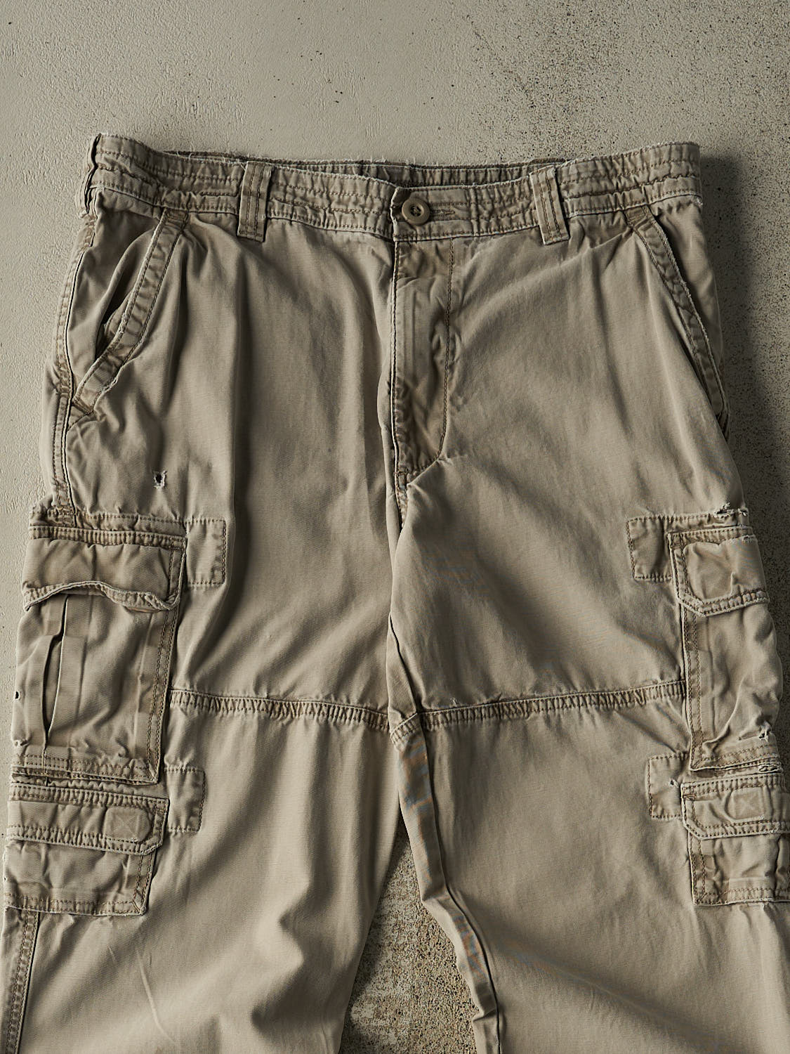 Vintage Y2K Beige Redhead Cargo Pants (36x32)