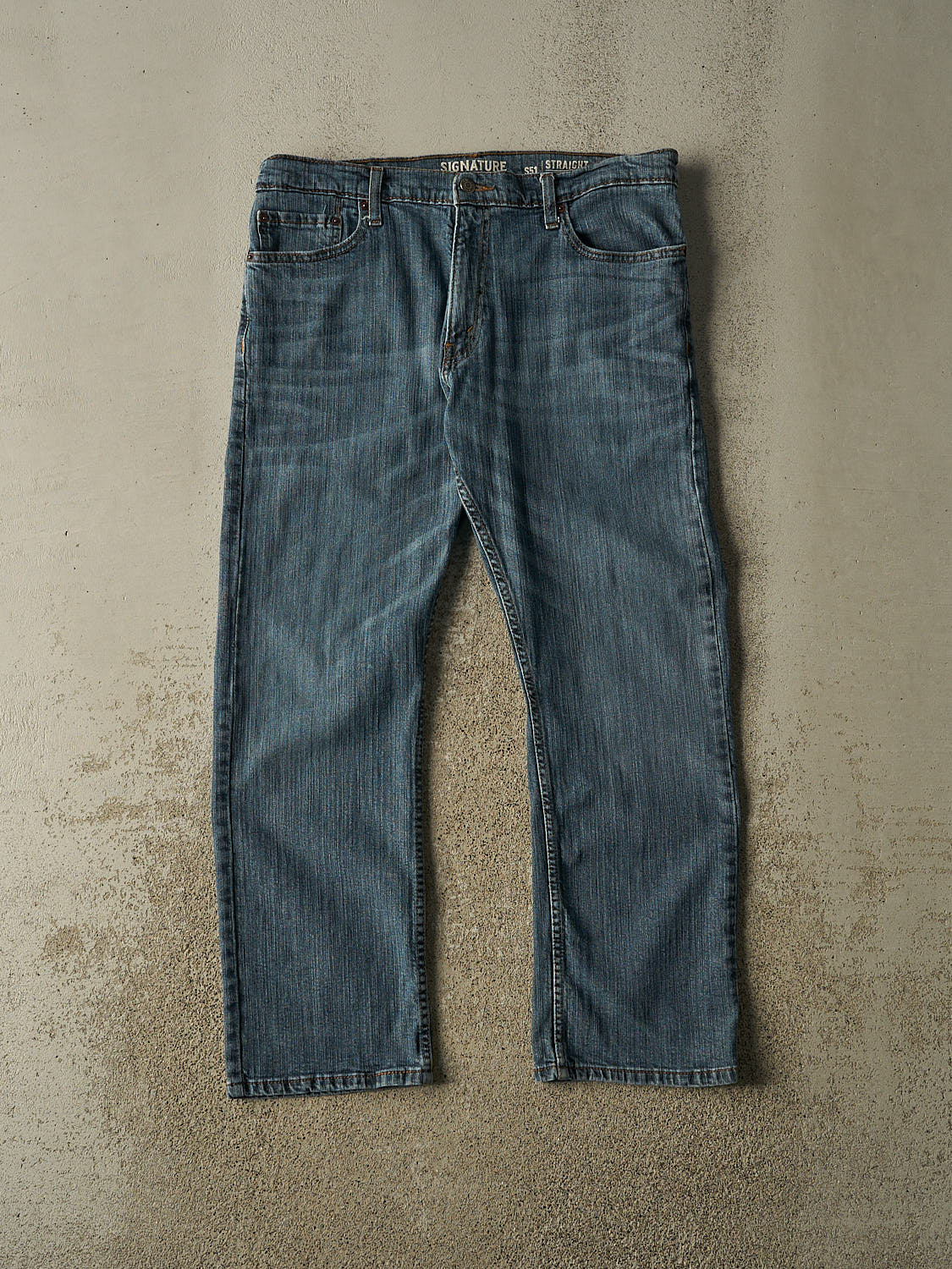 Vintage Y2K Dark Wash Levi's Signature Jeans (35x29.5)