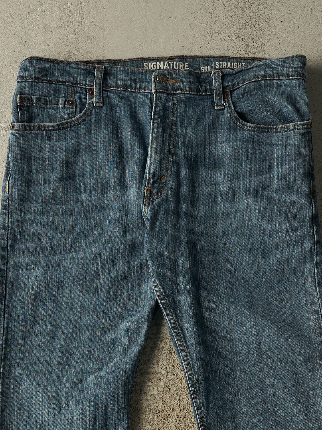 Vintage Y2K Dark Wash Levi's Signature Jeans (35x29.5)