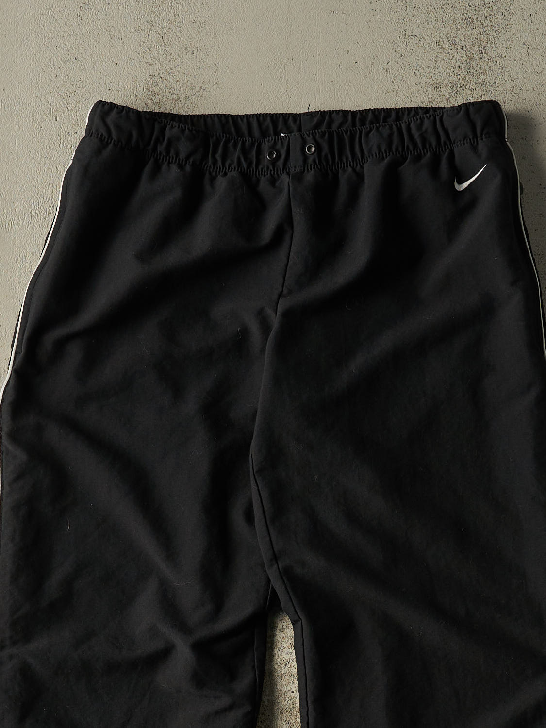 Vintage Y2K Black Nike Track Pants (29x28.5)
