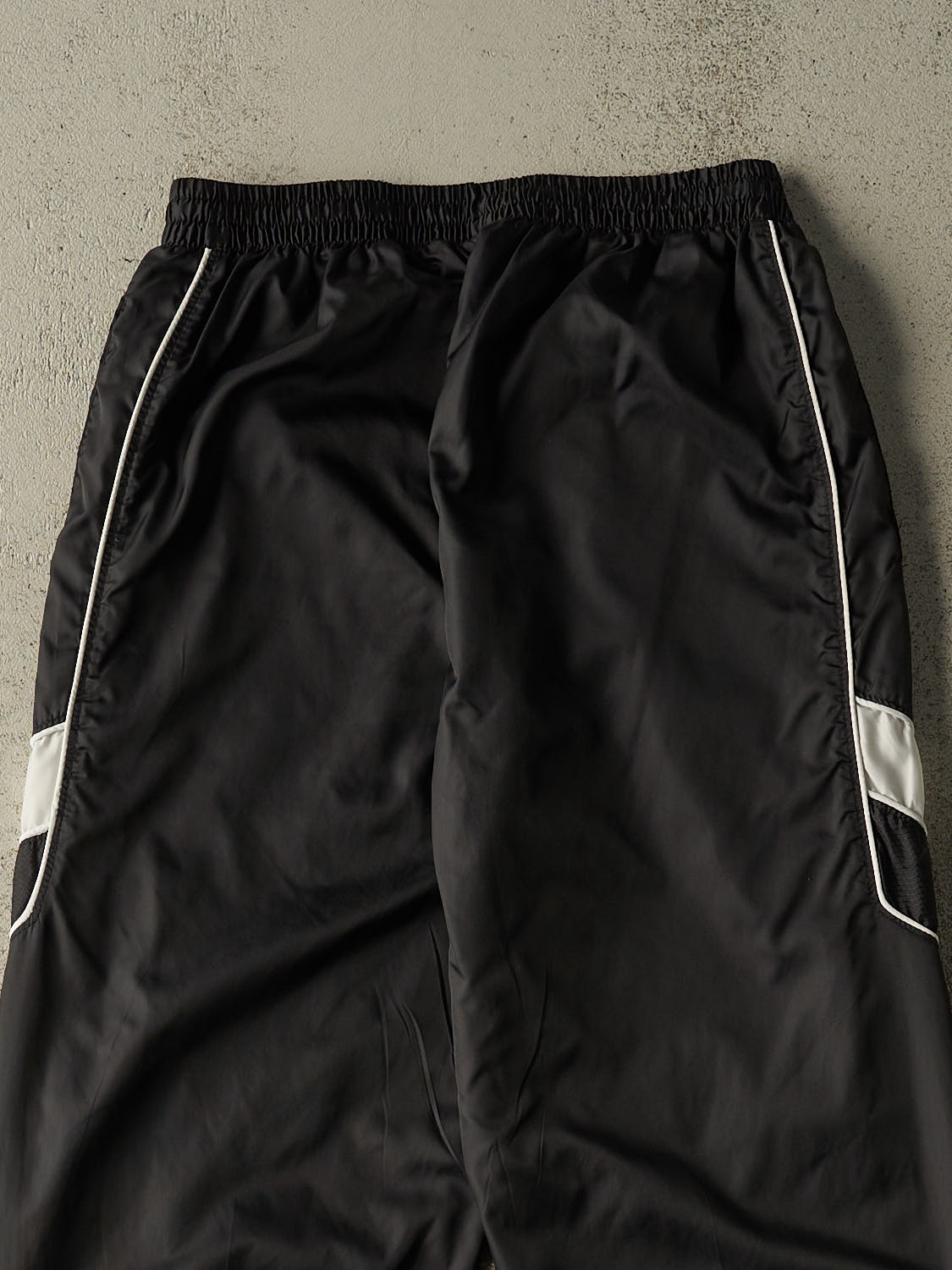 Vintage Y2K Black Champion Hampton High School Track Pants (26x30)