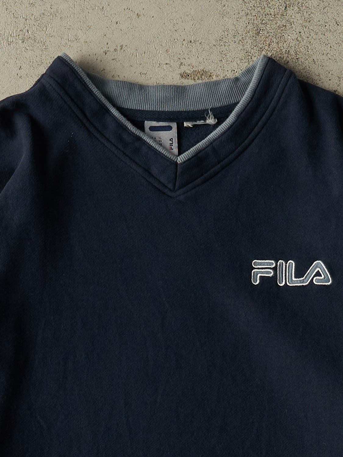 Vintage Y2K Navy Blue Fila Lightweight Crewneck (M/L)