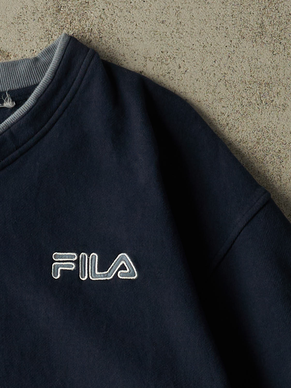 Vintage Y2K Navy Blue Fila Lightweight Crewneck (M/L)
