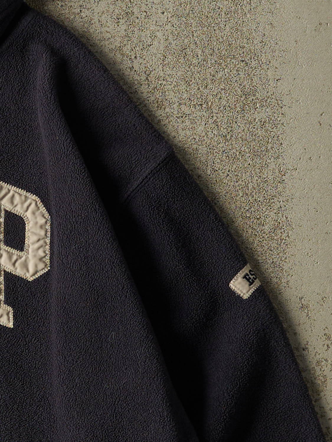 Vintage Y2K Navy Blue Gap Fleece Hoodie (S)