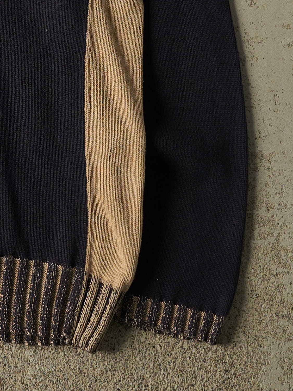 Vintage Y2K Navy Blue Bum Equipment Knit (L/XL)