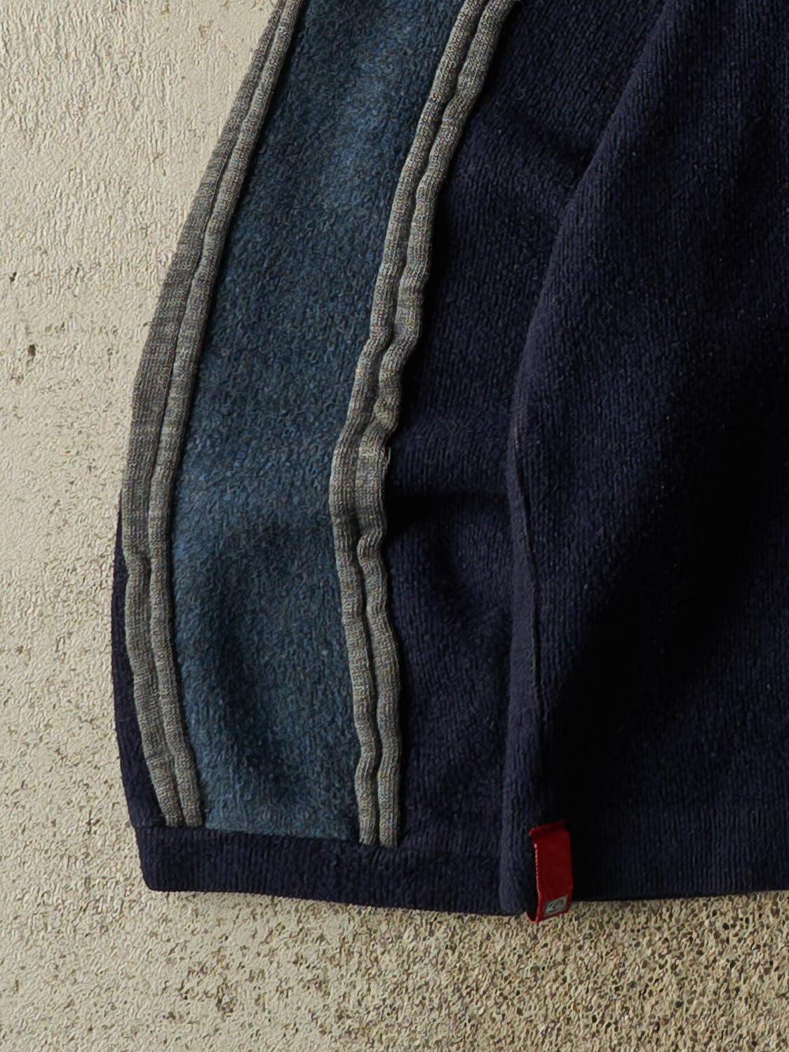 Vintage Y2K Navy Blue Quiksilver Knit (S/M)