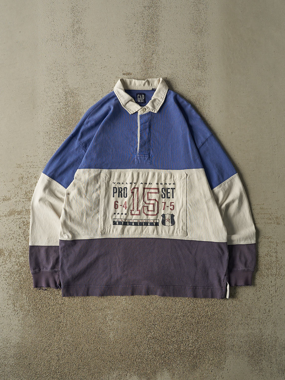 Vintage Y2K Blue Gap Rugby Quarter Button Long Sleeve (L/XL)