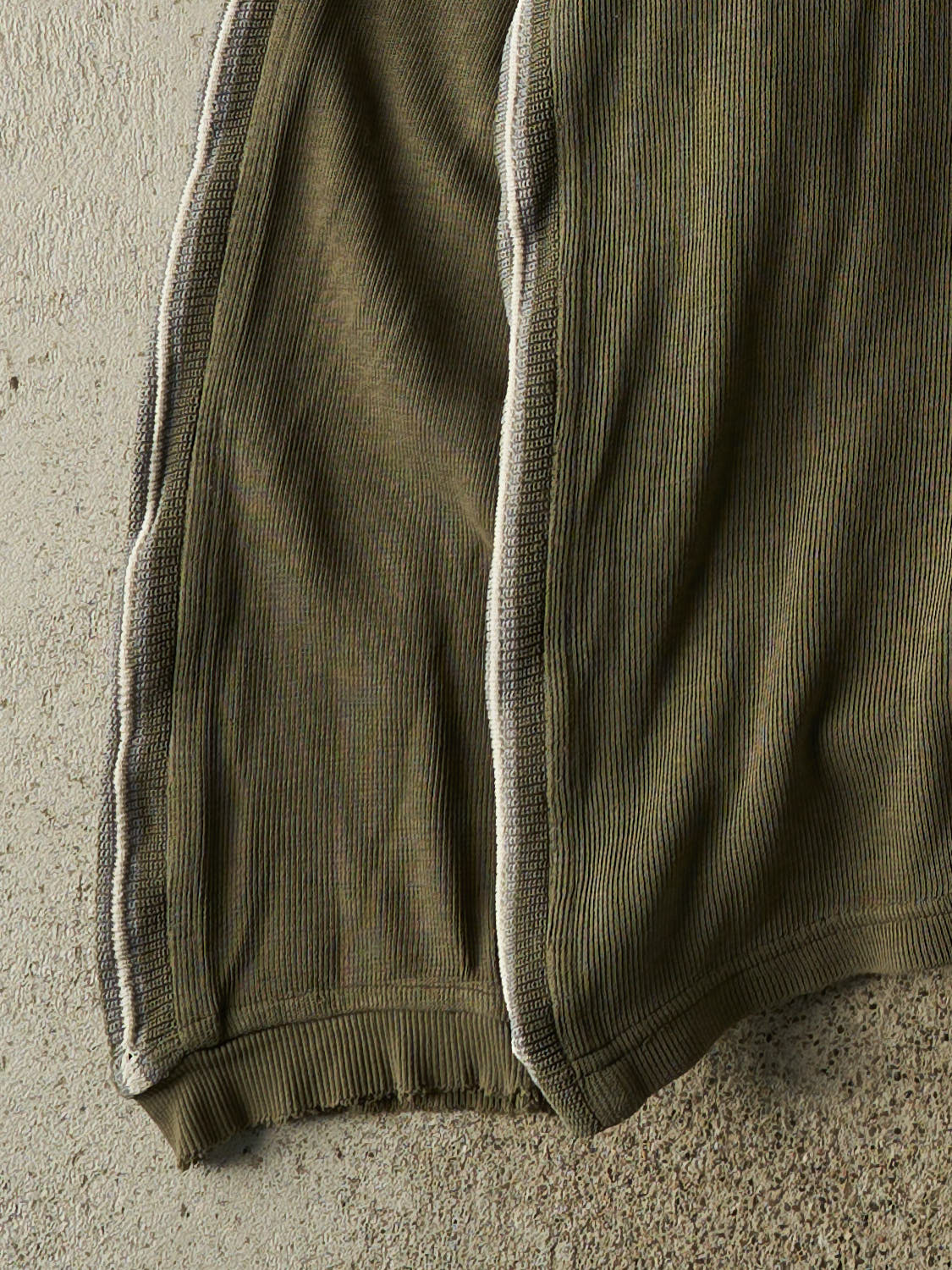 Vintage Y2K Green Nevada Textured Long Sleeve (XL/XXL)