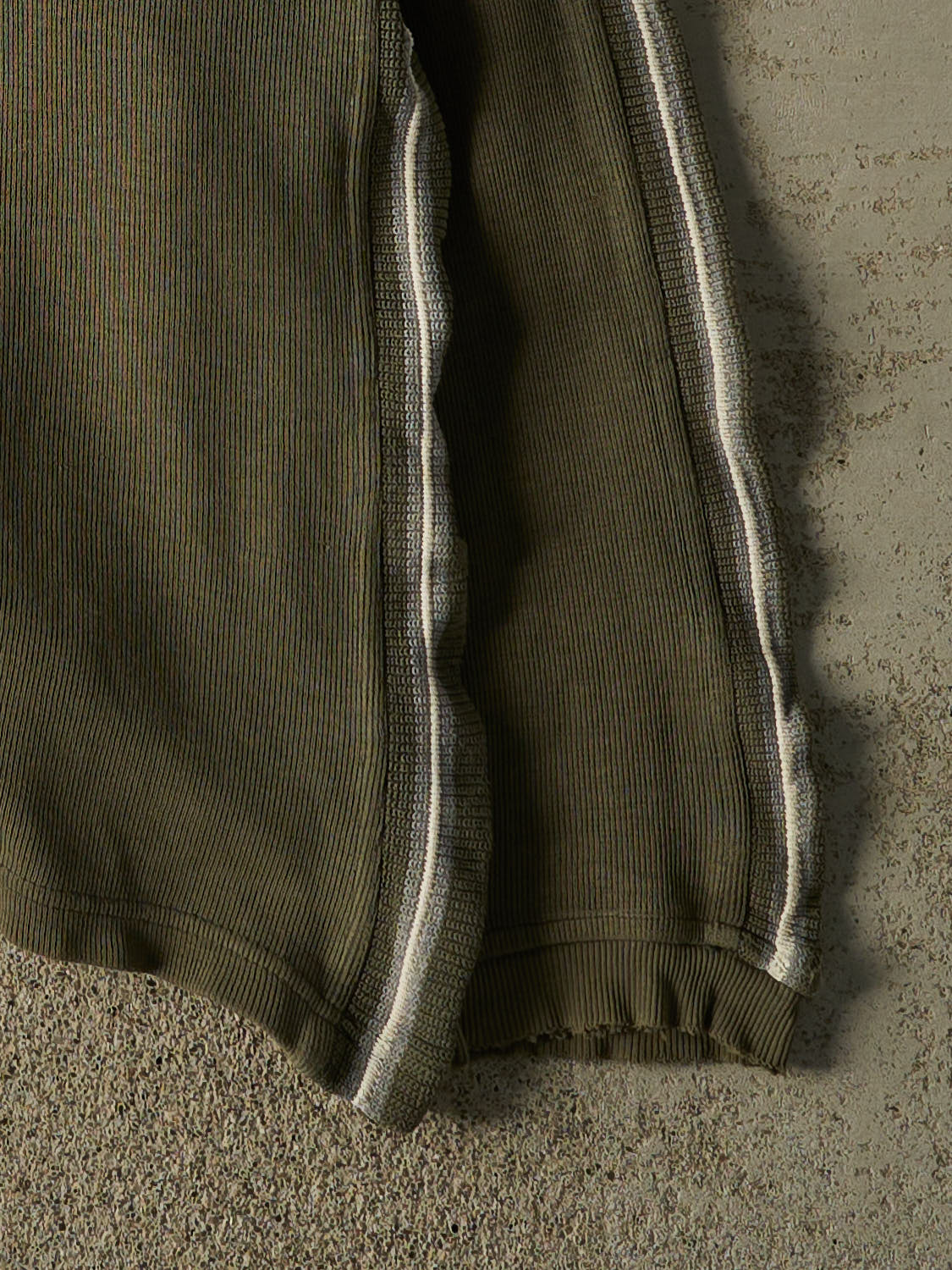 Vintage Y2K Green Nevada Textured Long Sleeve (XL/XXL)