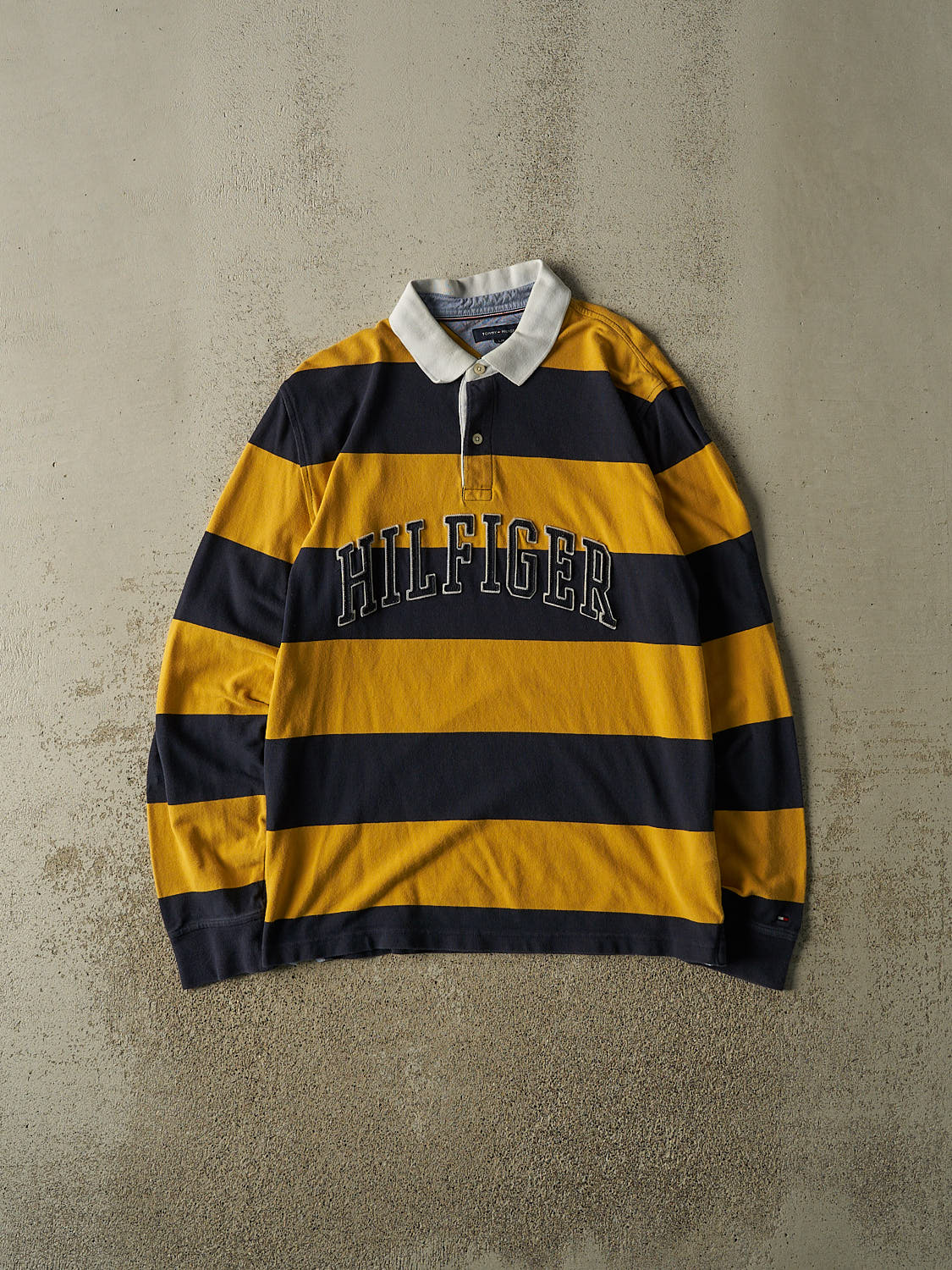 Vintage Y2K Yellow Tommy Hilfiger Quarter Button Rugby Long Sleeve (L)