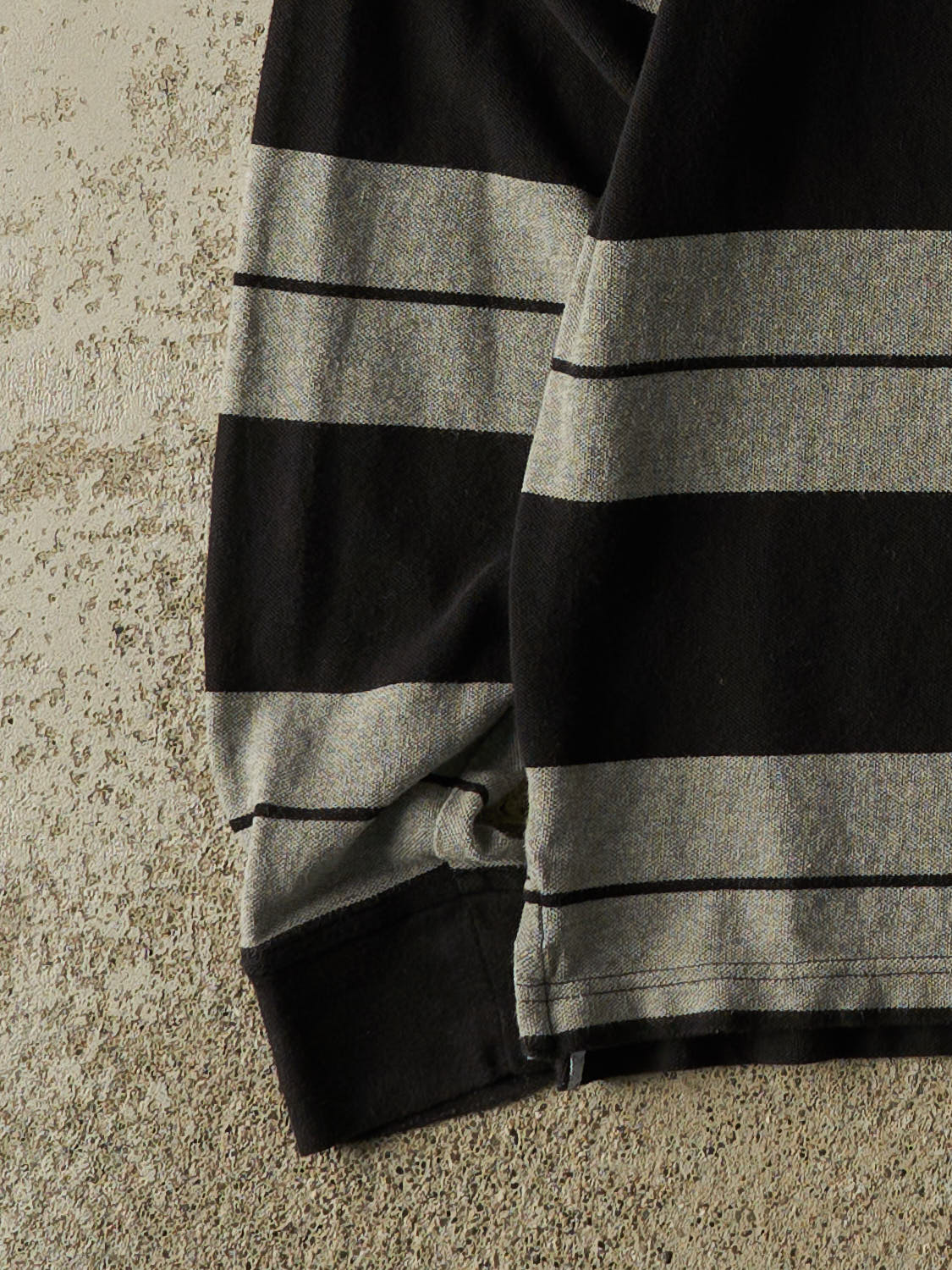 Vintage Y2K Grey Tommy Hilfiger Striped Quarter Button Long Sleeve (XS/S)