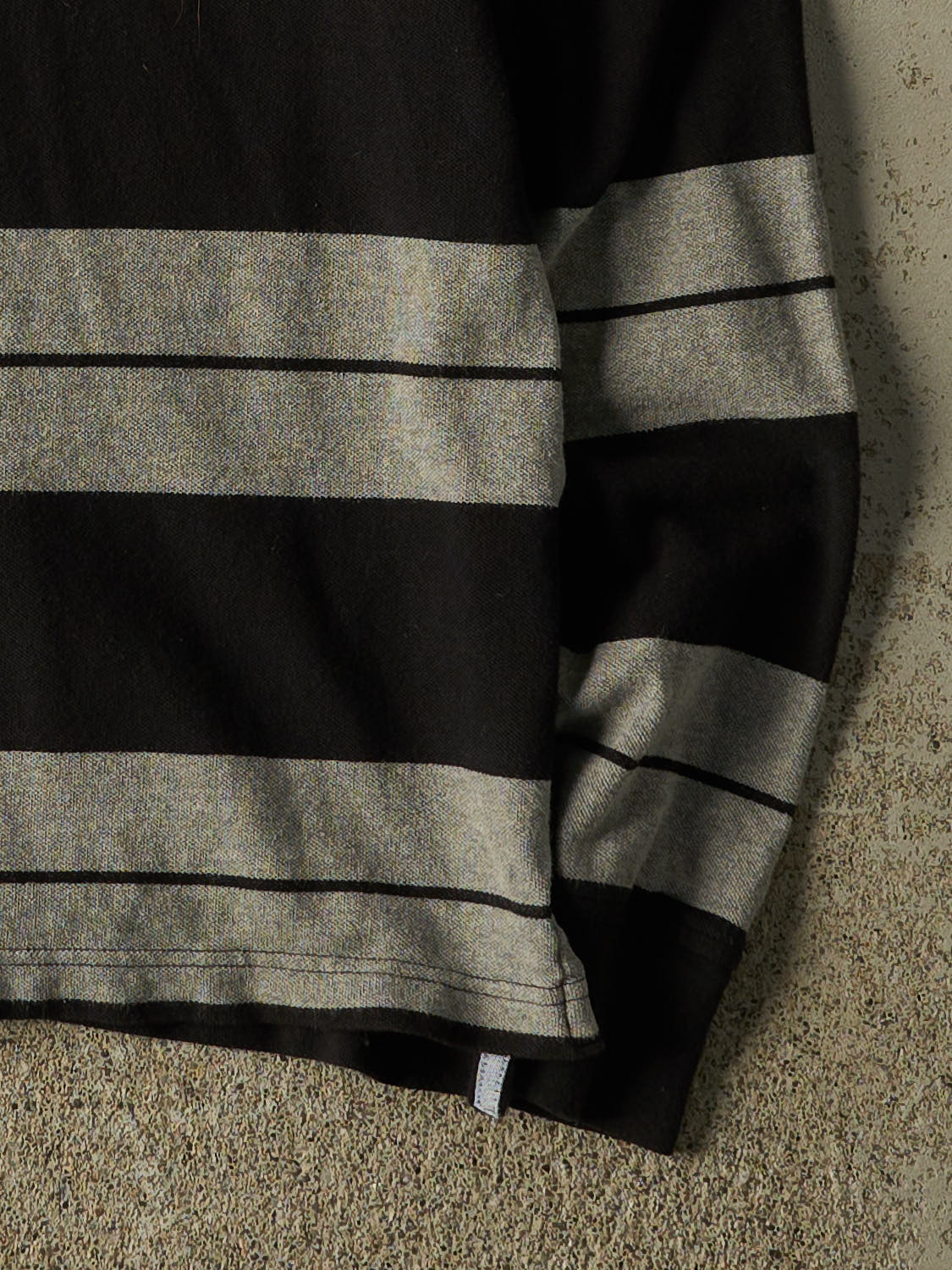 Vintage Y2K Grey Tommy Hilfiger Striped Quarter Button Long Sleeve (XS/S)