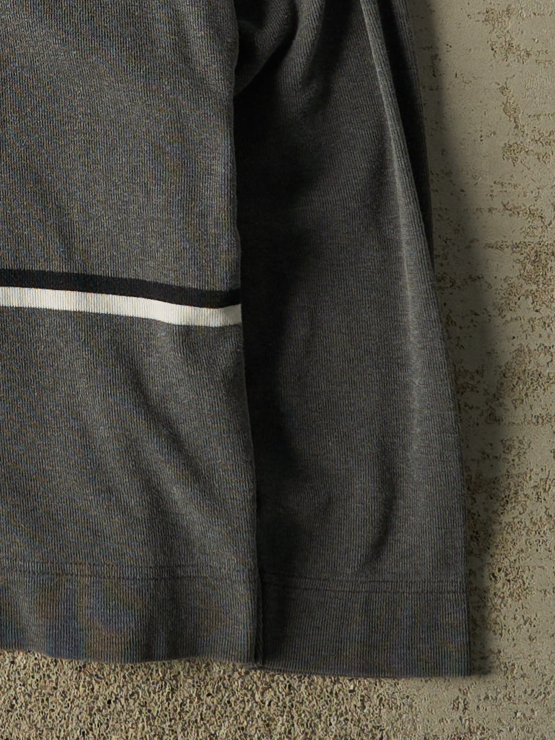 Vintage Y2K Grey Nautica Quarter Button Long Sleeve (M/L)