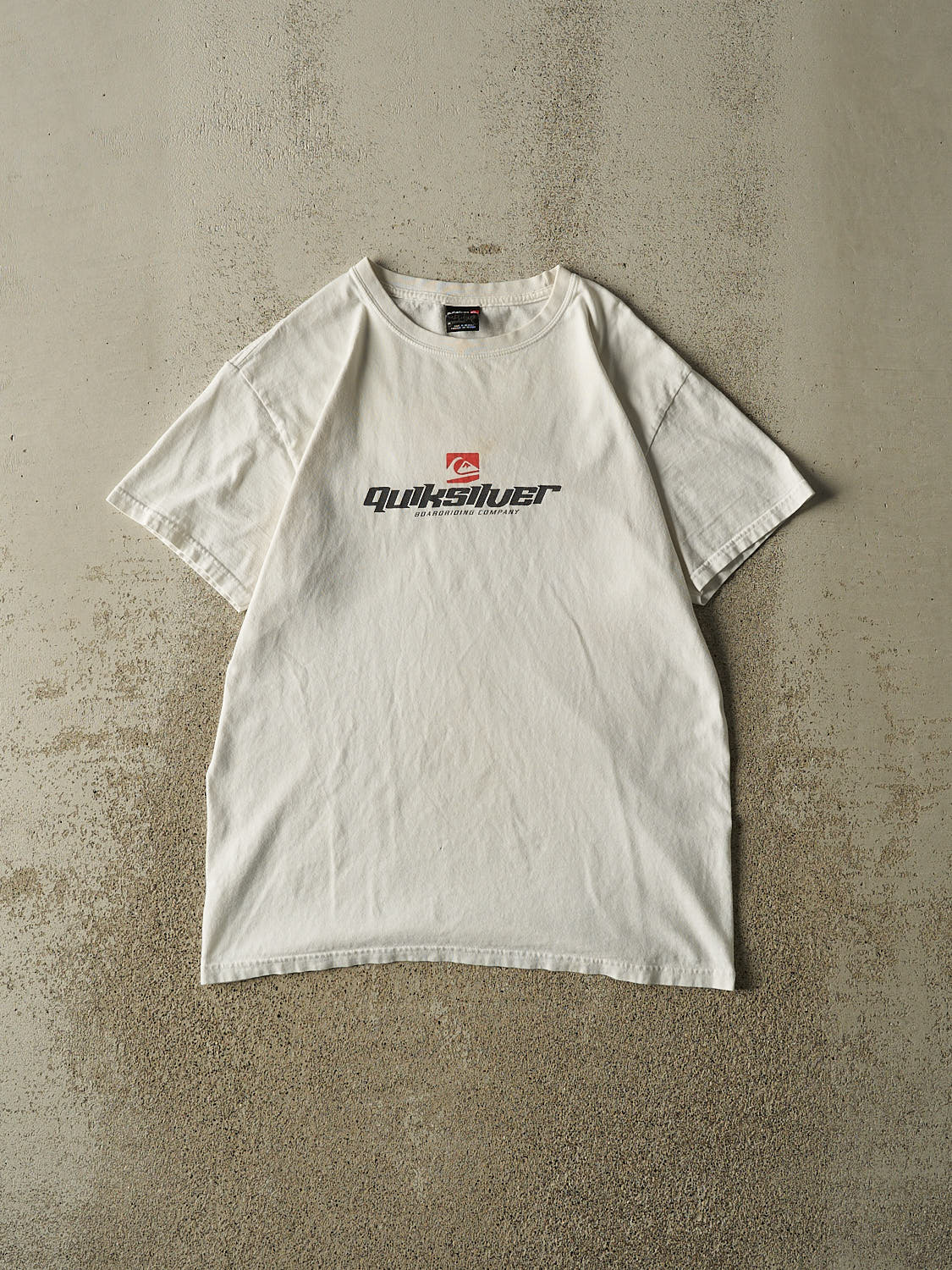 Vintage Y2K White Quiksilver Logo Tee (S/M)