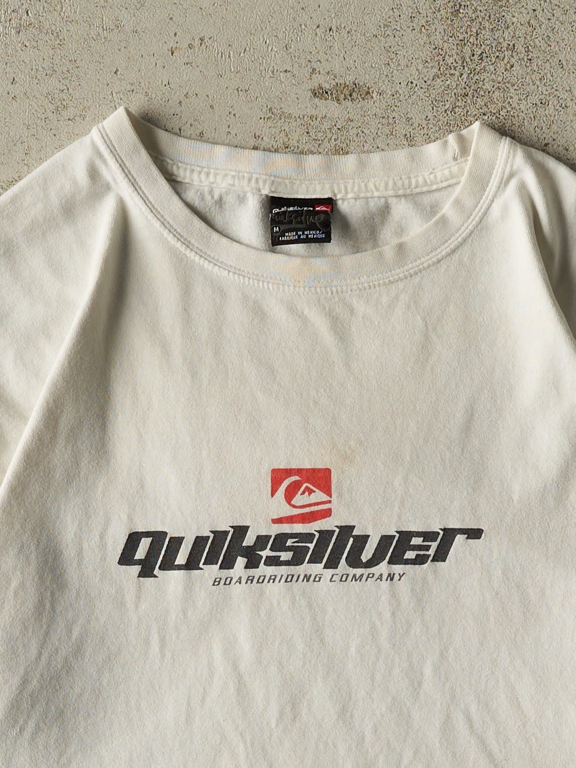 Vintage Y2K White Quiksilver Logo Tee (S/M)