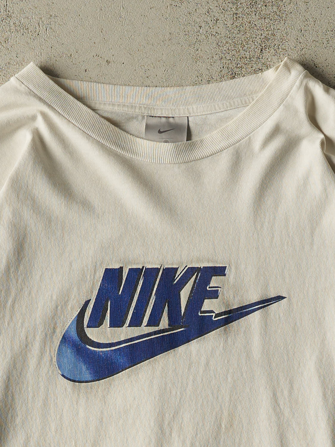 Vintage Y2K White Nike Long Sleeve (XL/XXL)