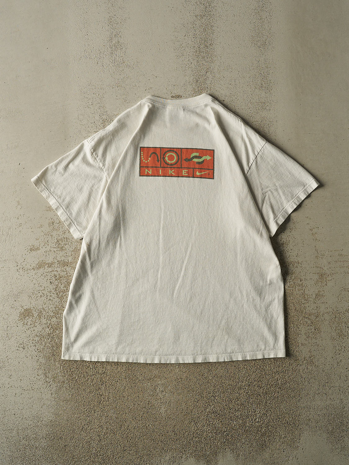 Vintage Y2K White Nike Logo Tee (XL)