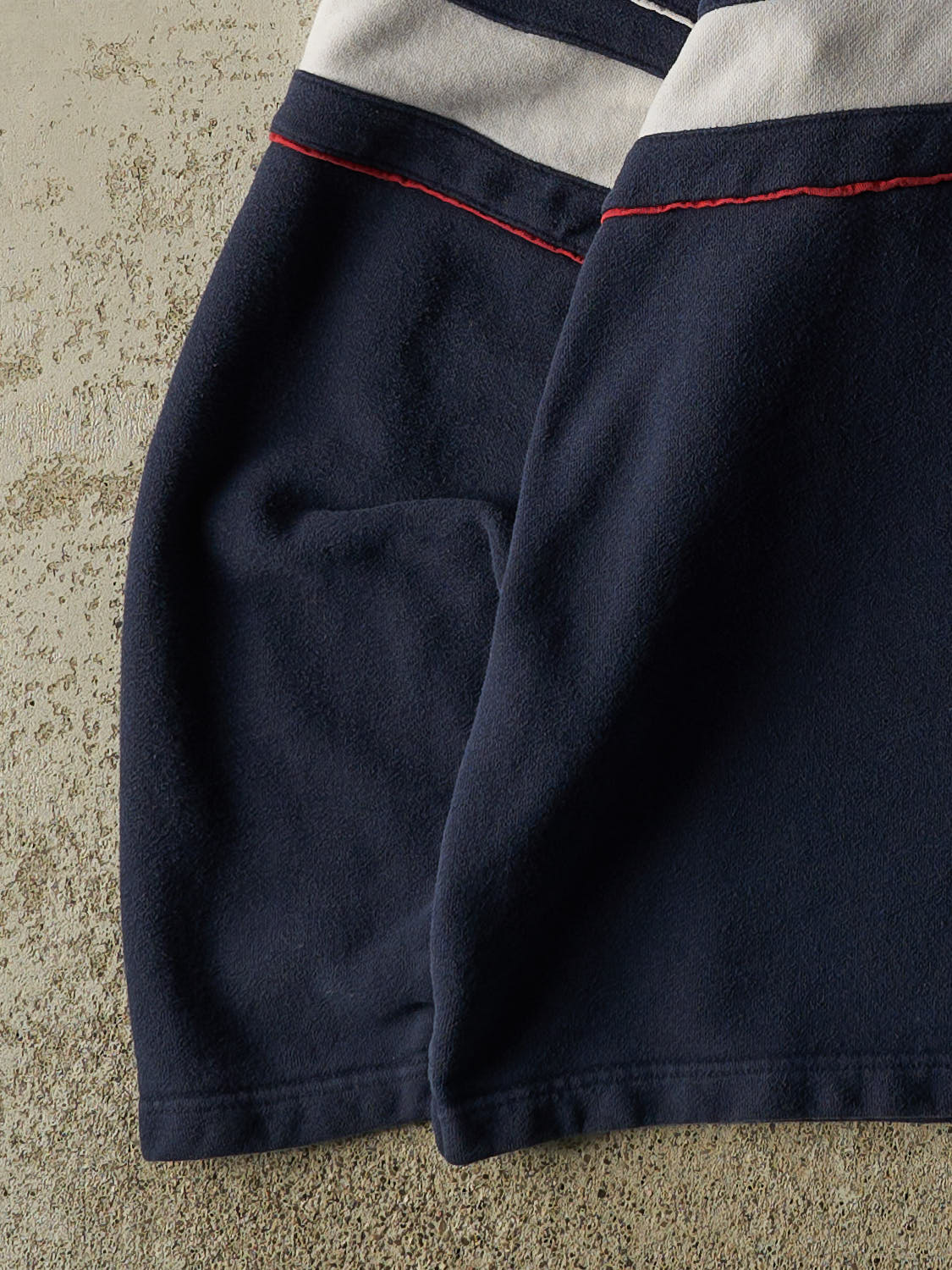 Vintage Y2K Navy Blue Striped Lightweight Crewneck (M/L)