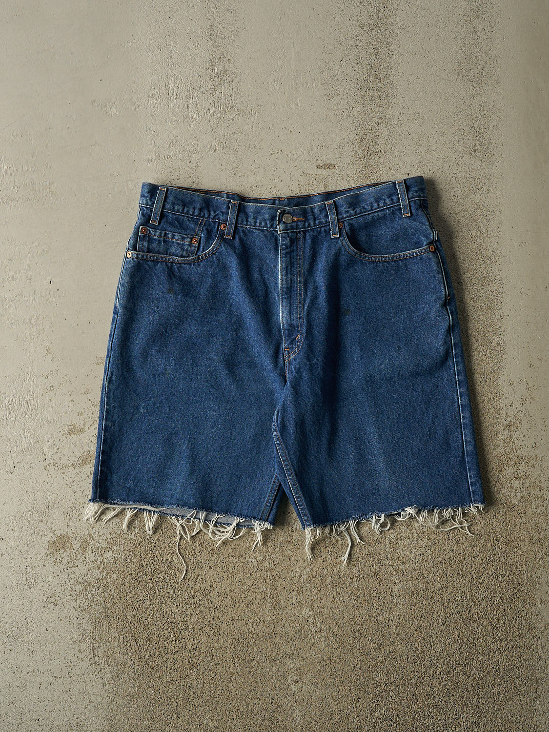 Vintage 90s Dark Wash Levi's 550 Cut Off Jean Shorts (37x9)