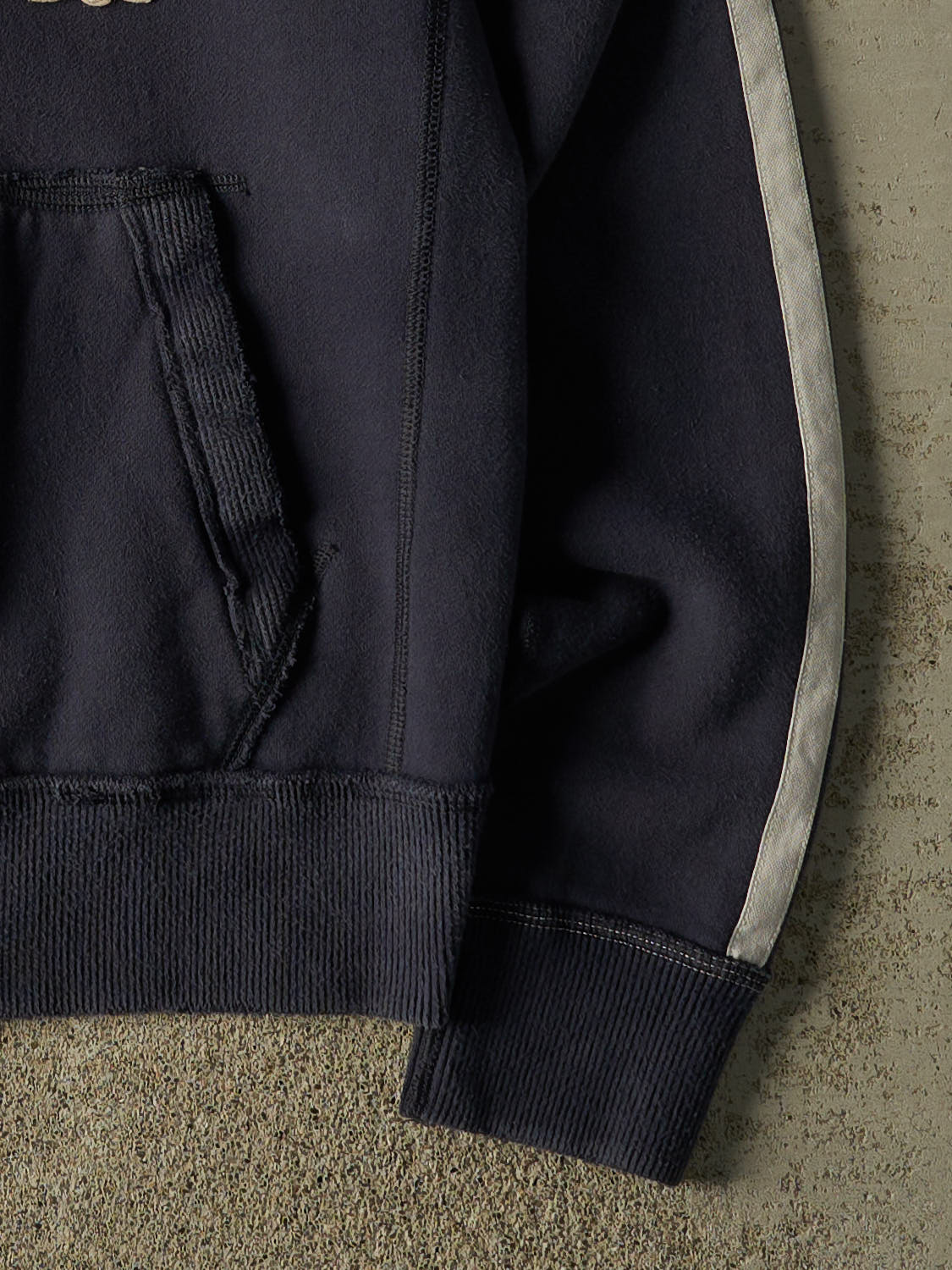 Vintage Y2K Navy Blue Abercrombie & Fitch Zip Up Track Sweatshirt (S/M)