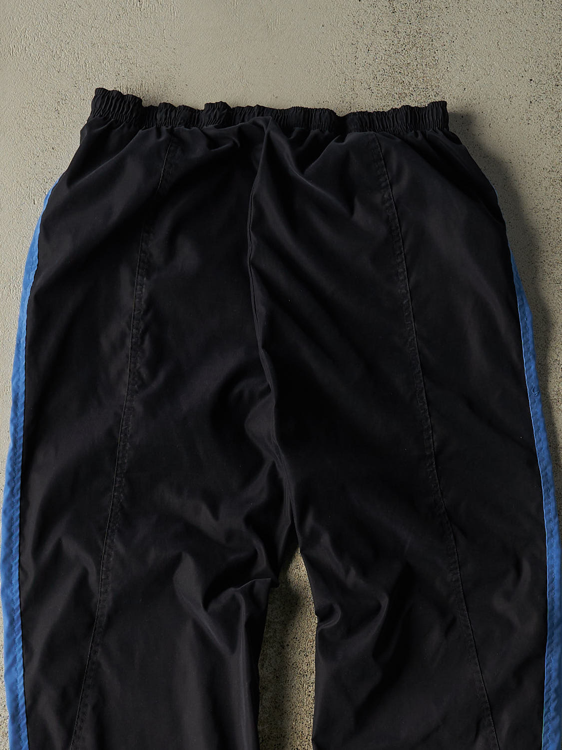 Vintage Y2K Black Nike Track Pants (28x29)