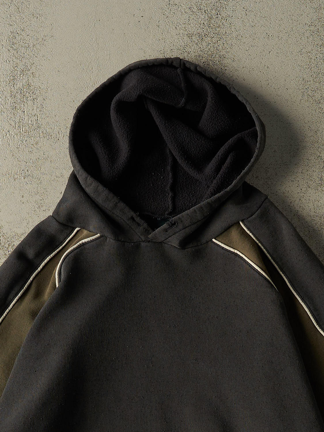 Vintage Y2K Faded Black Blank Hoodie (XL/XXL)