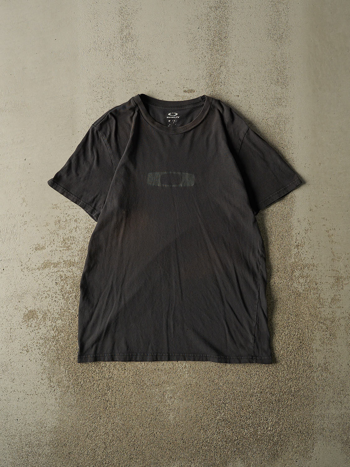 Vintage Y2K Faded Black Oakley Tee (L)