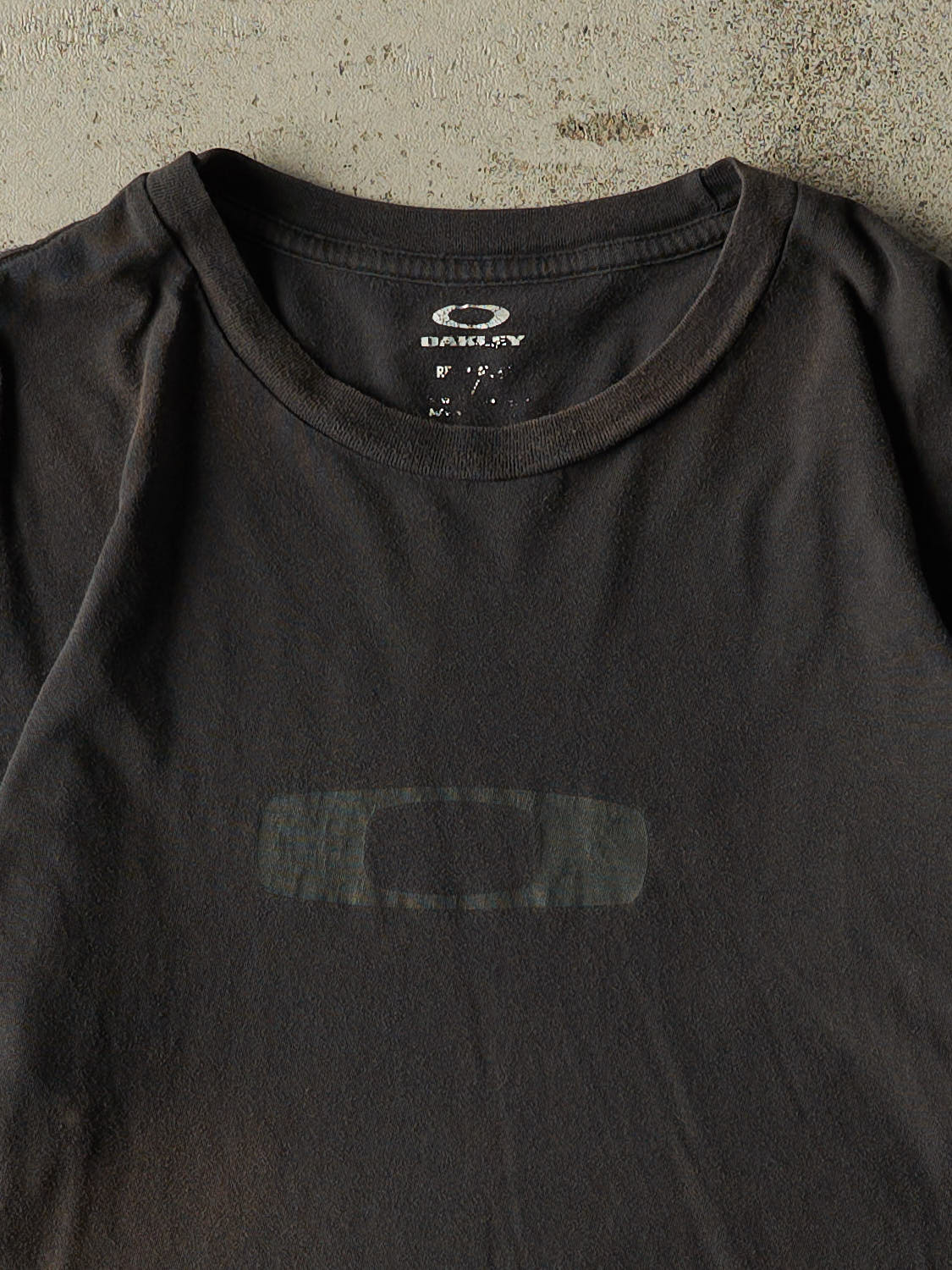 Vintage Y2K Faded Black Oakley Tee (L)