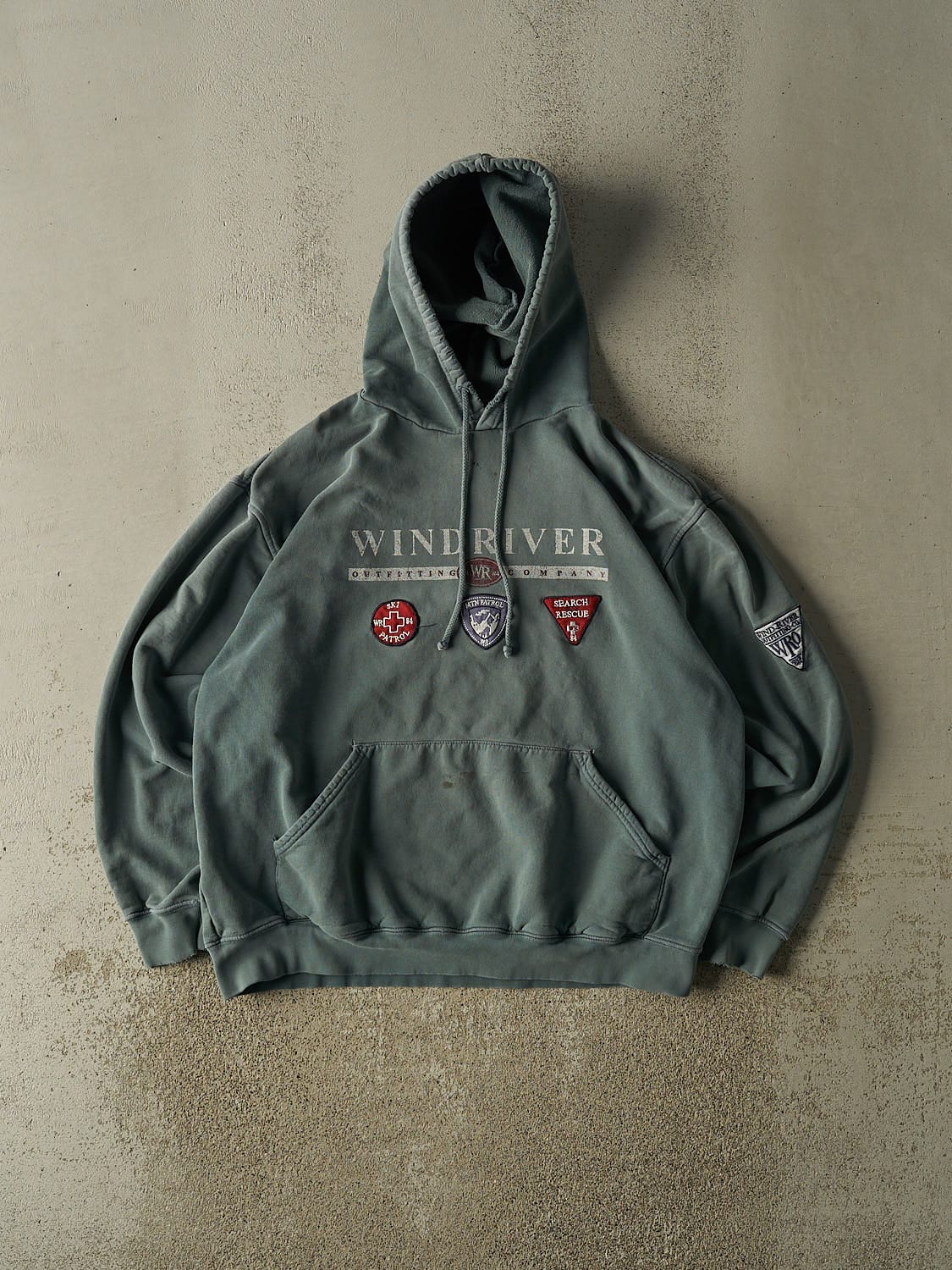 Vintage 90s Sun Faded Green Wind River Ski Patrol Hoodie (L/XL)