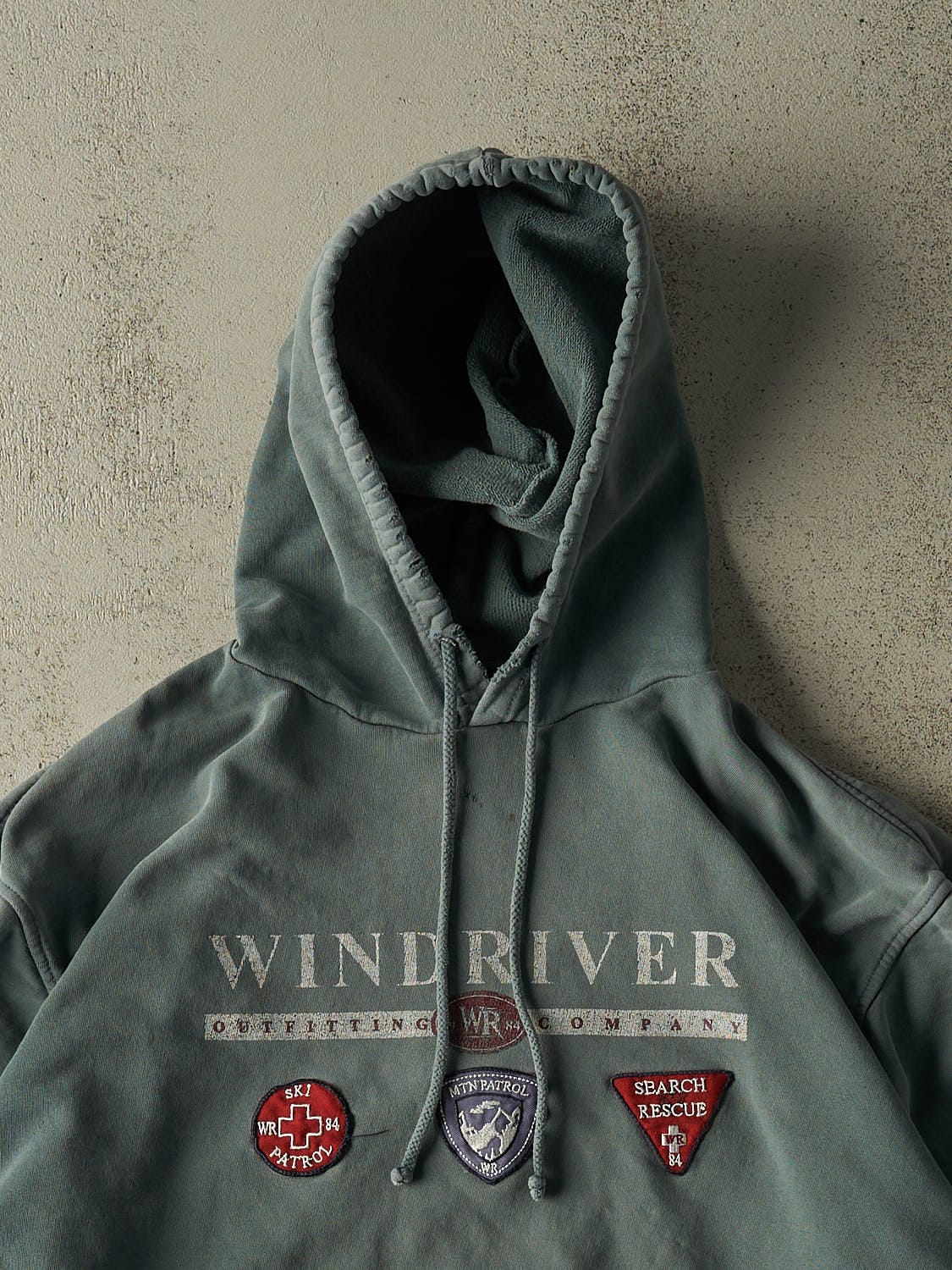 Vintage 90s Sun Faded Green Wind River Ski Patrol Hoodie (L/XL)