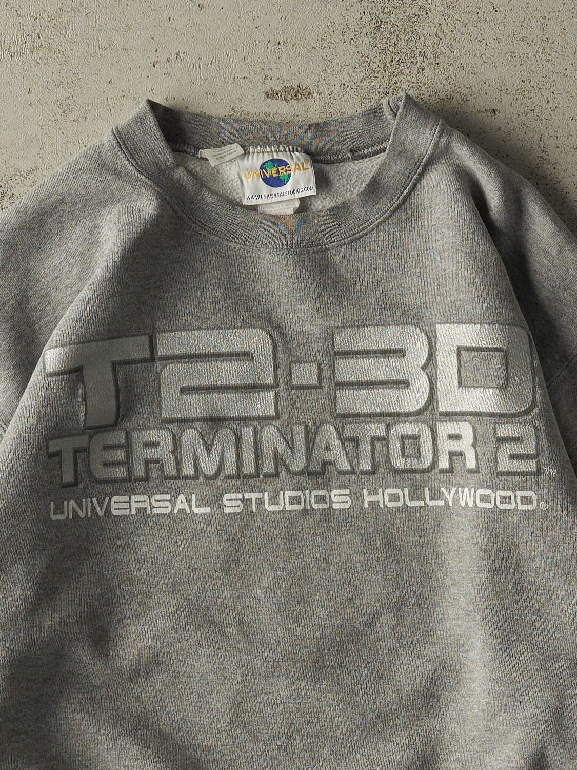 Vintage 90s Grey Terminator 2 -3D Universal Studios Crewneck (M)