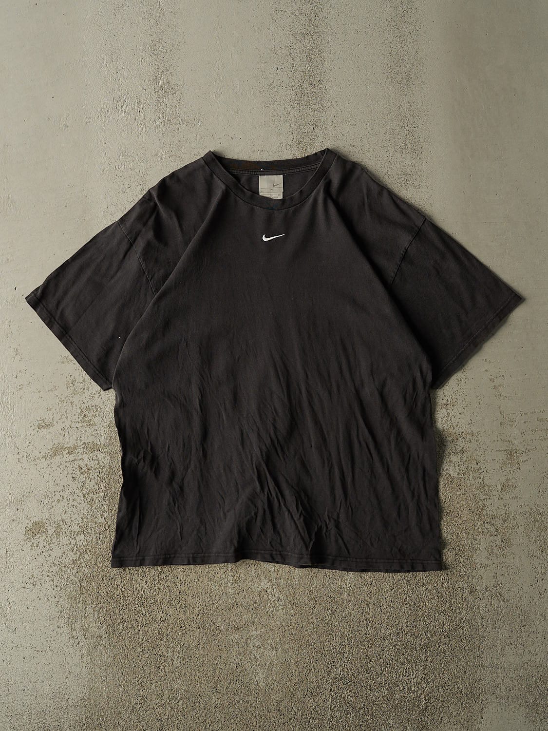 Vintage Y2K Black Nike Embroidered Middle Swoosh Tee (L/XL)