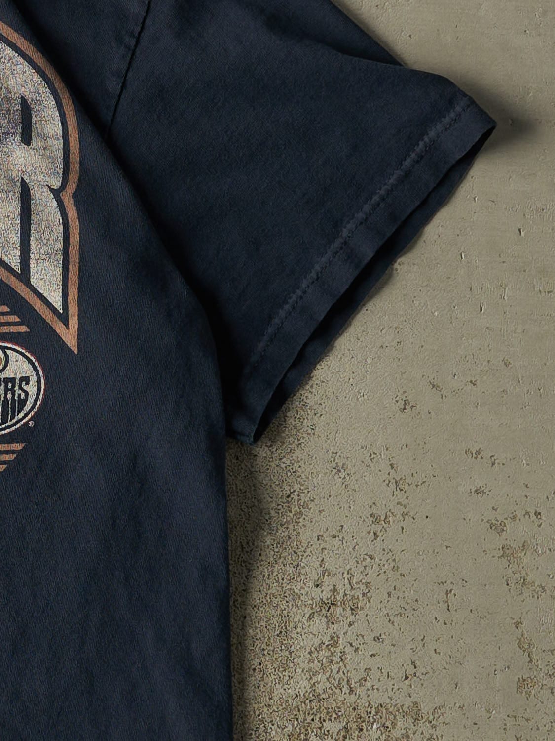 Vintage Y2K Navy Blue Edmonton Oilers Chris Pronger Tee (L)