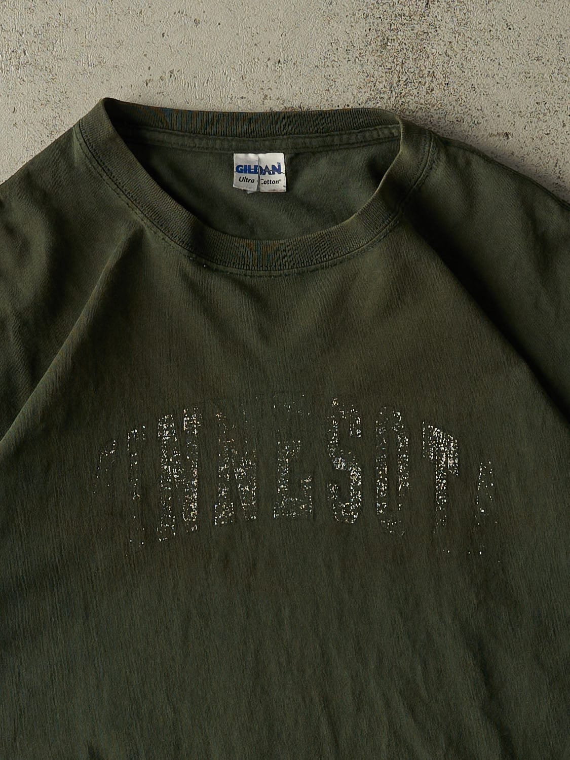 Vintage Y2K Green Faded Minnesota Tee (M)
