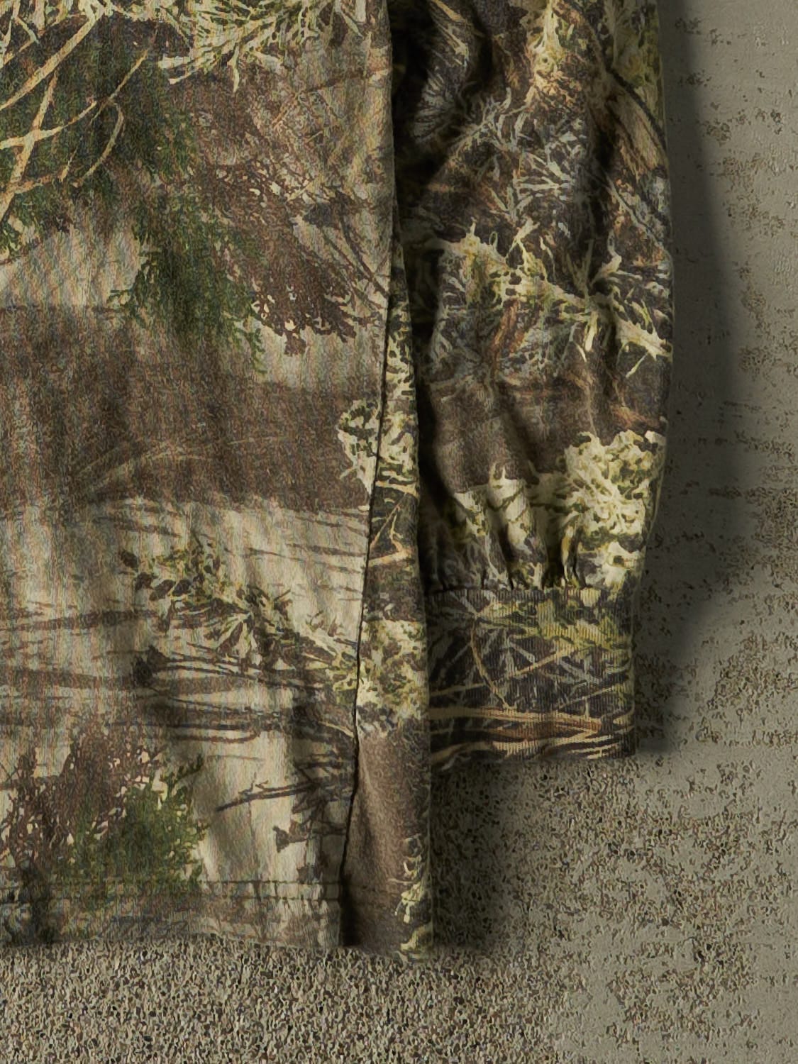 Vintage Y2K Camo Max-1 Pocket Long Sleeve (L/XL)