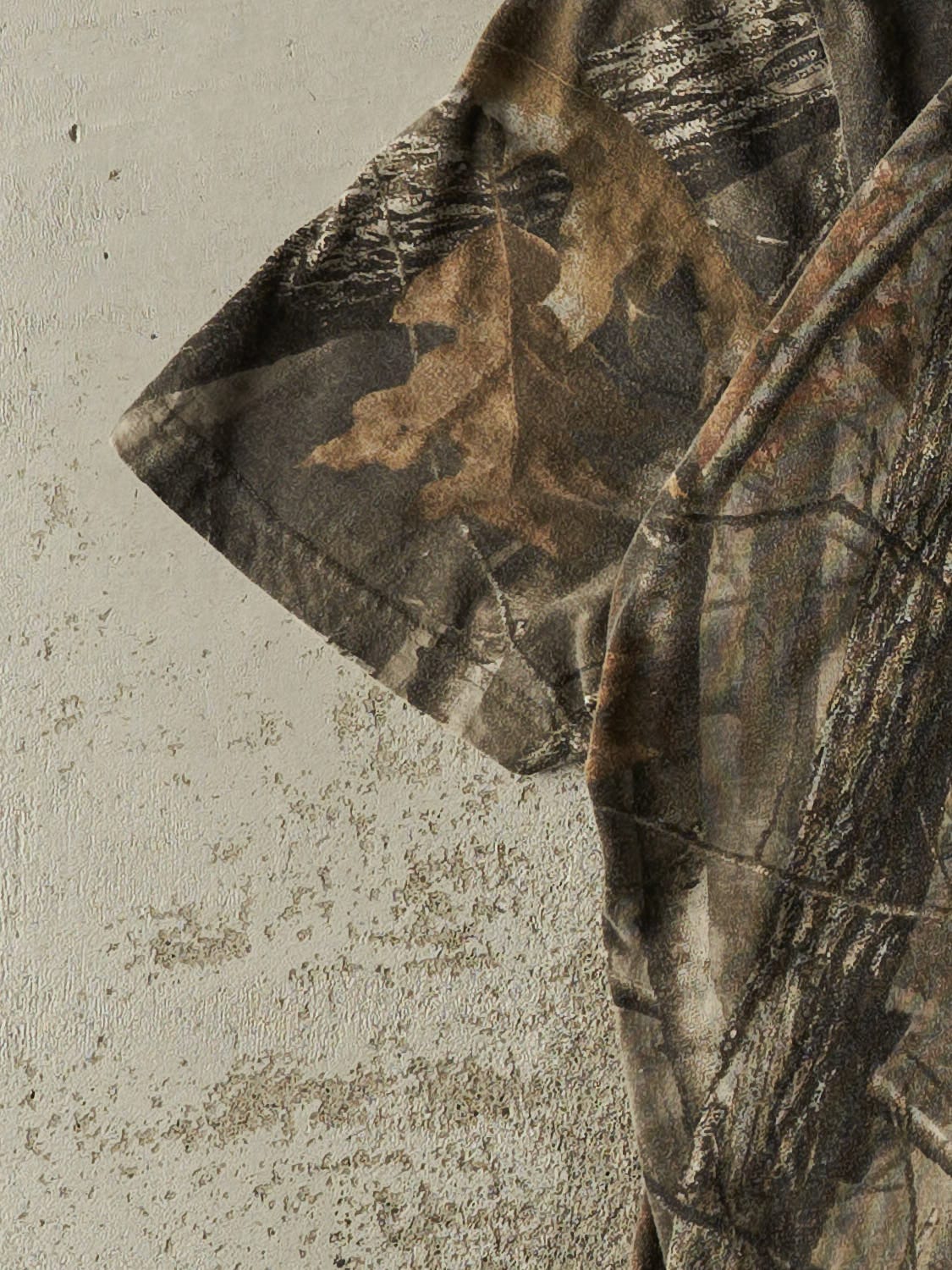 Vintage 90s Camo Realtree Pocket Tee (XL)