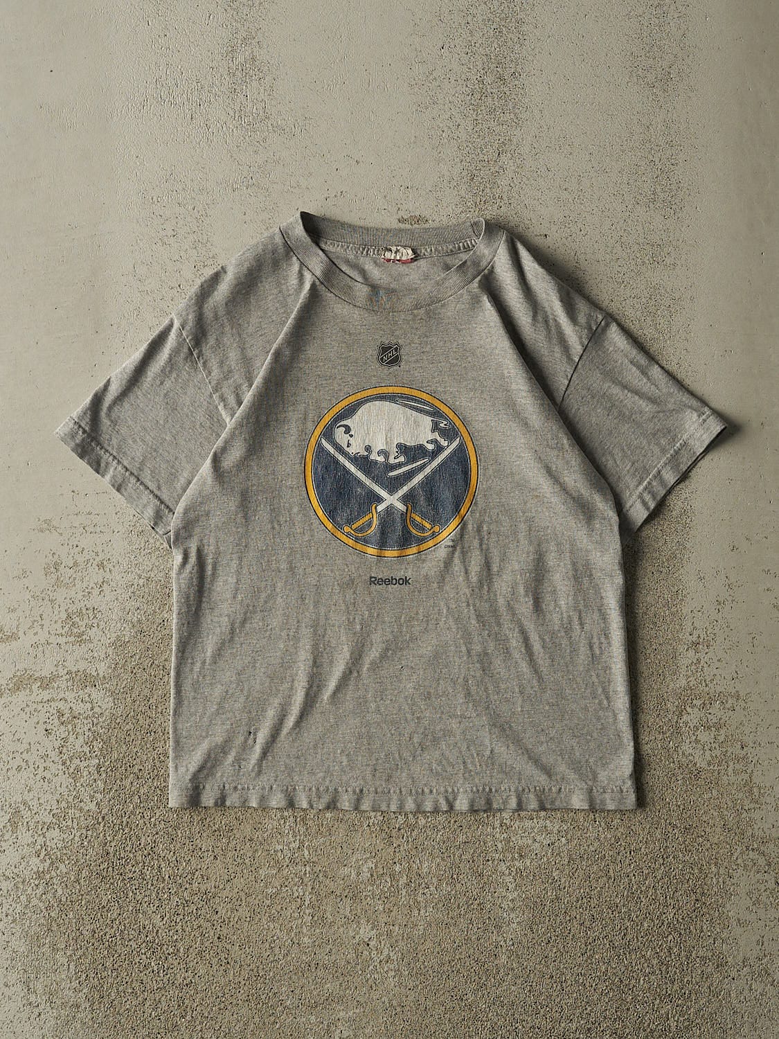 Vintage Y2K Grey Buffalo Sabres Reebok Tee (S)