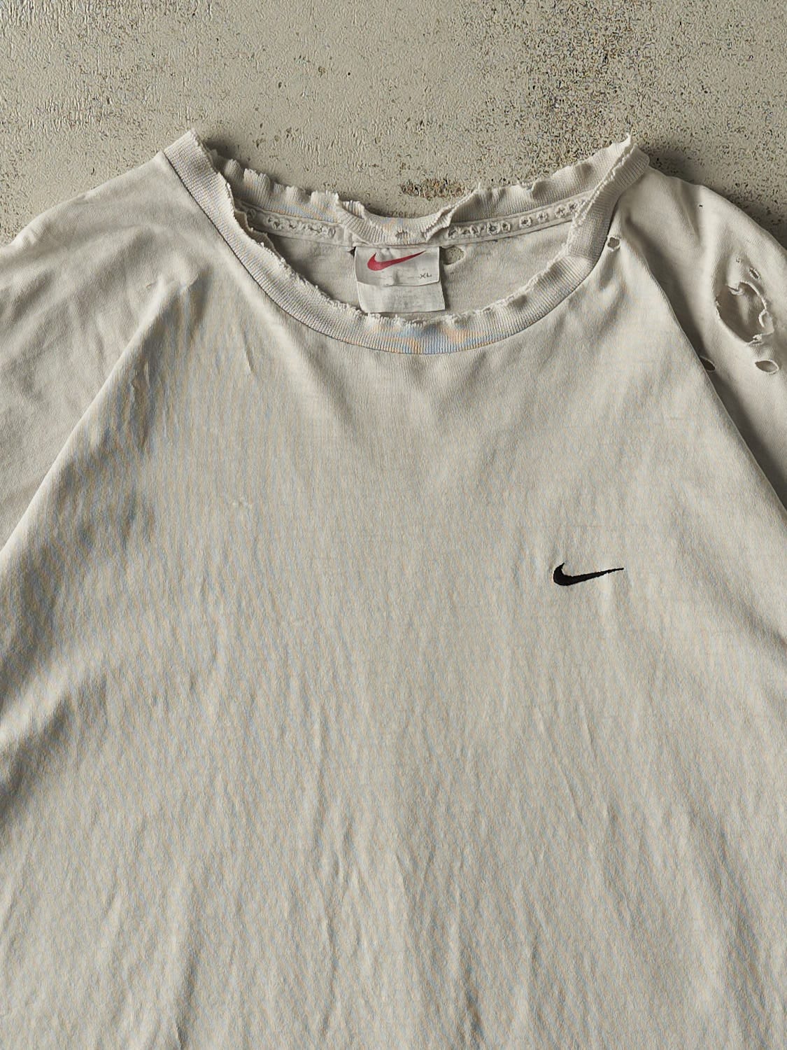 Vintage 90s Beige Nike Swoosh Tee (XL)