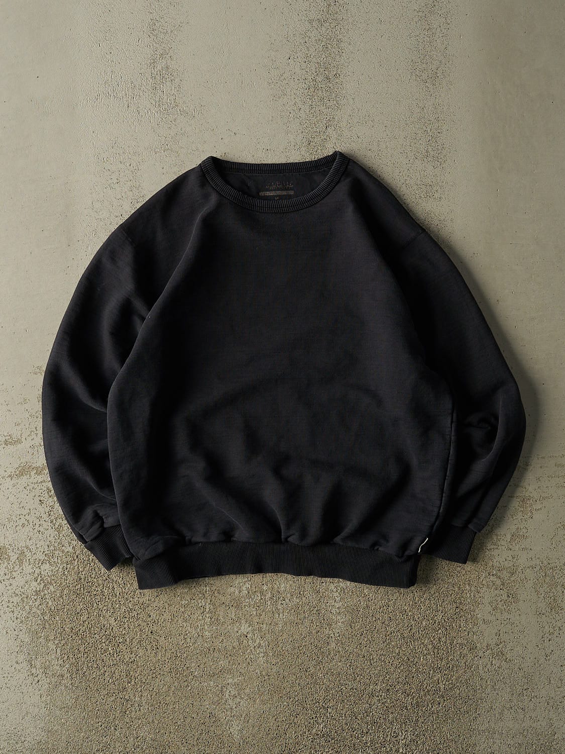 Vintage Y2K Faded Black Wind River Blank Crewneck (L/XL)