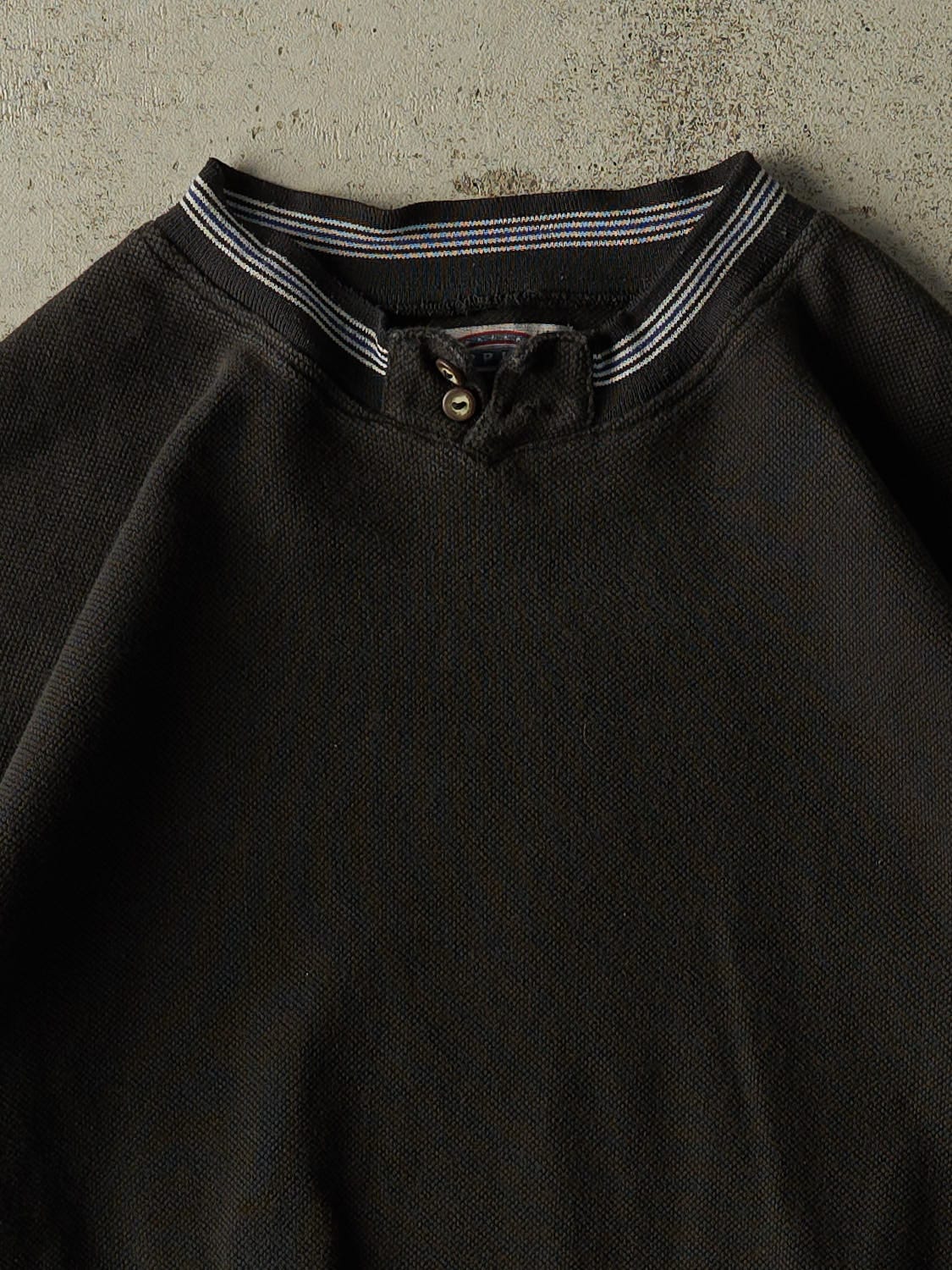 Vintage 90s Black Quarter Button Crewneck (L/XL)