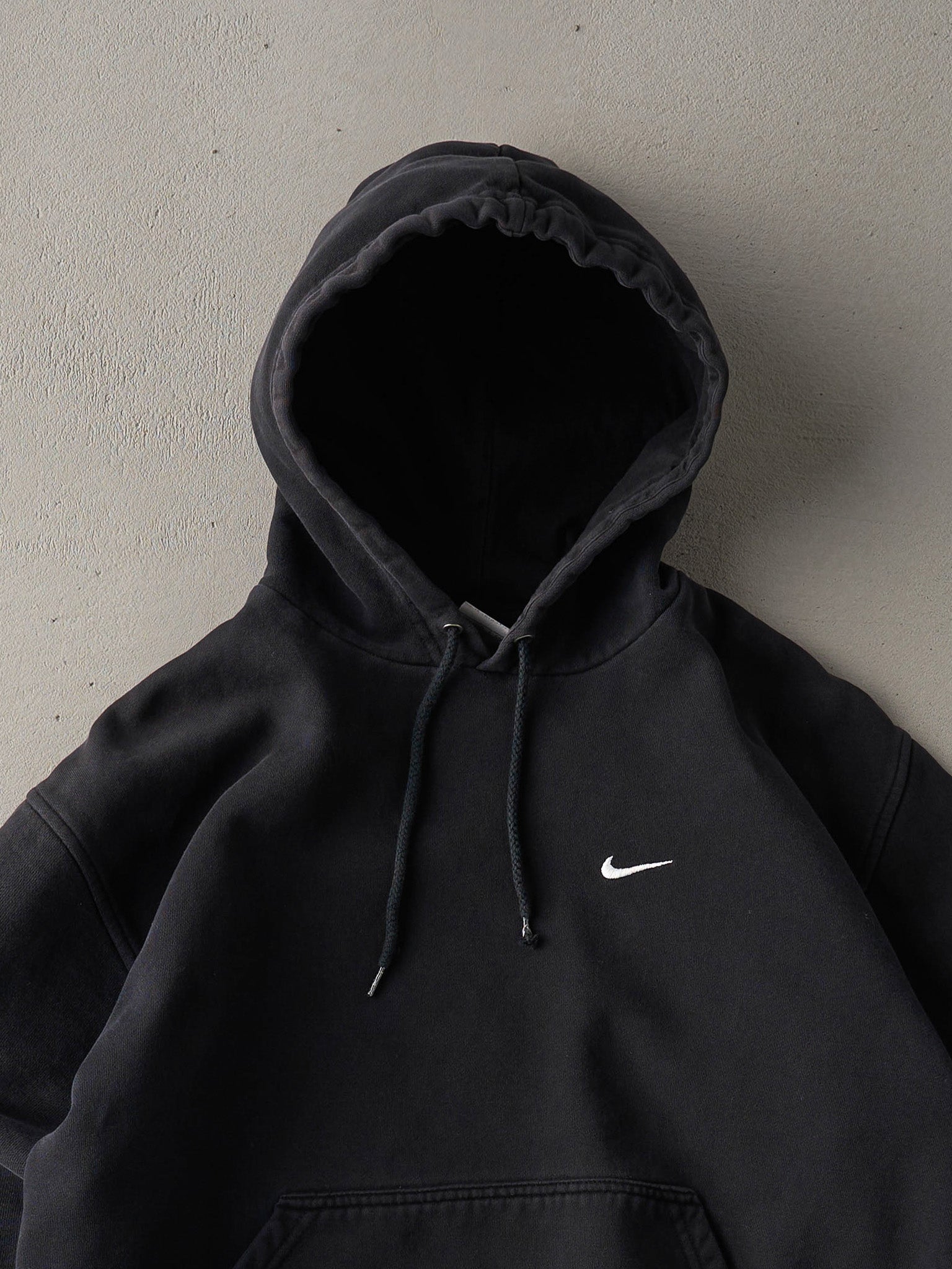 Vintage Y2k Black Nike Essential Hoodie (M)