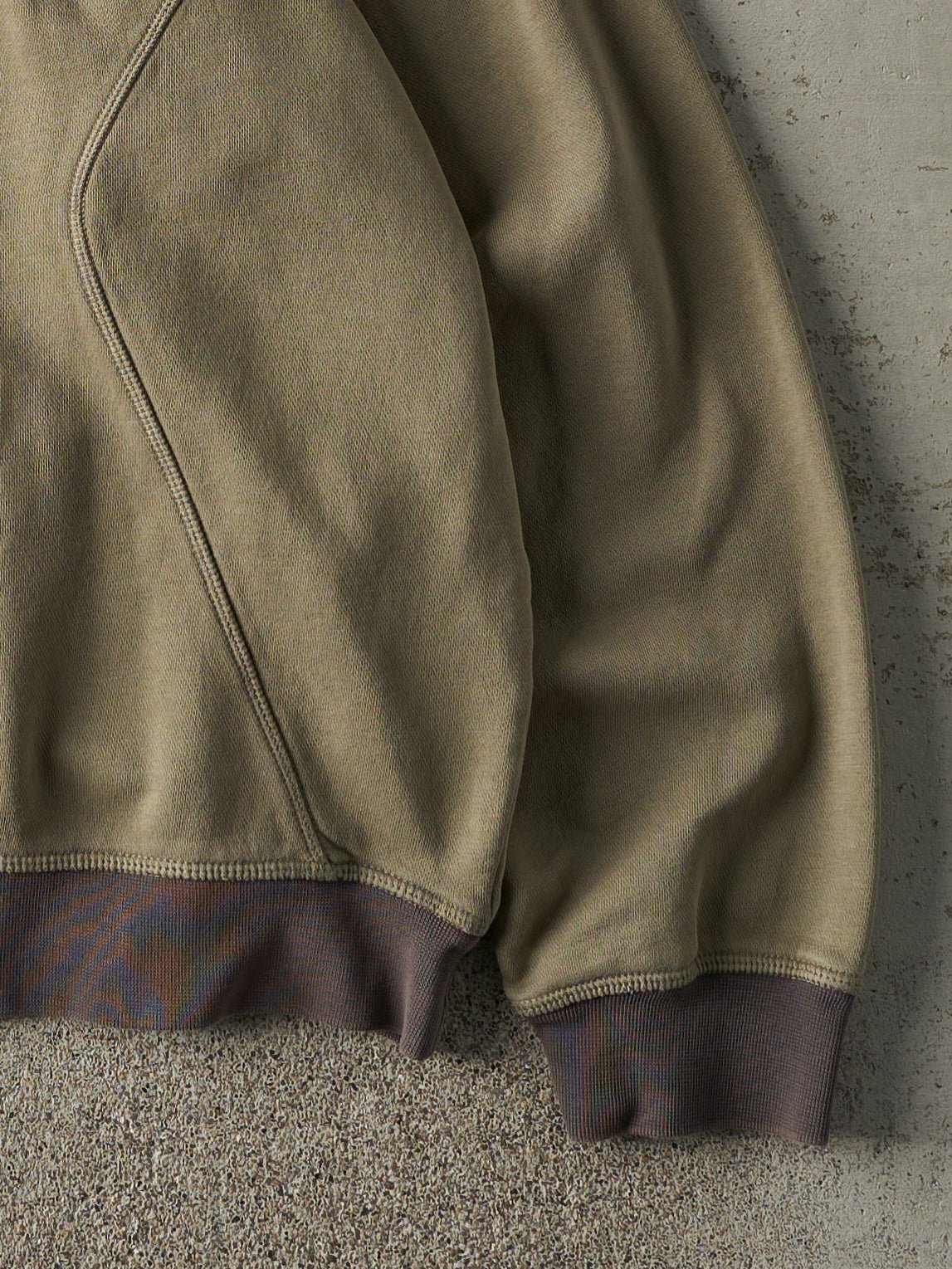 Vintage Y2K Green & Brown Embroidered Reebok Logo Crewneck (XL/XXL)
