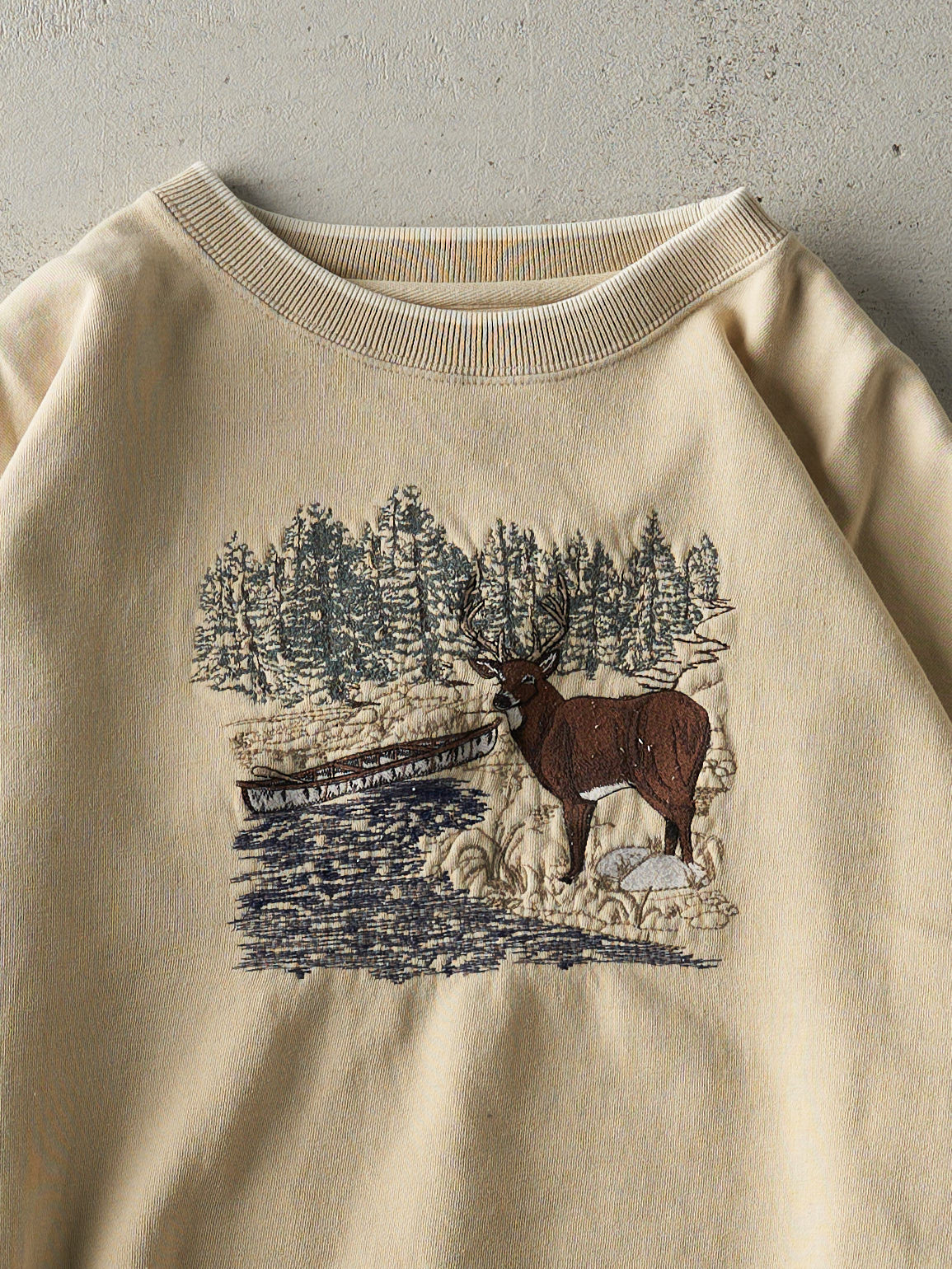 Vintage 90s Beige Embroidered Nature Scene Crewneck (XL)