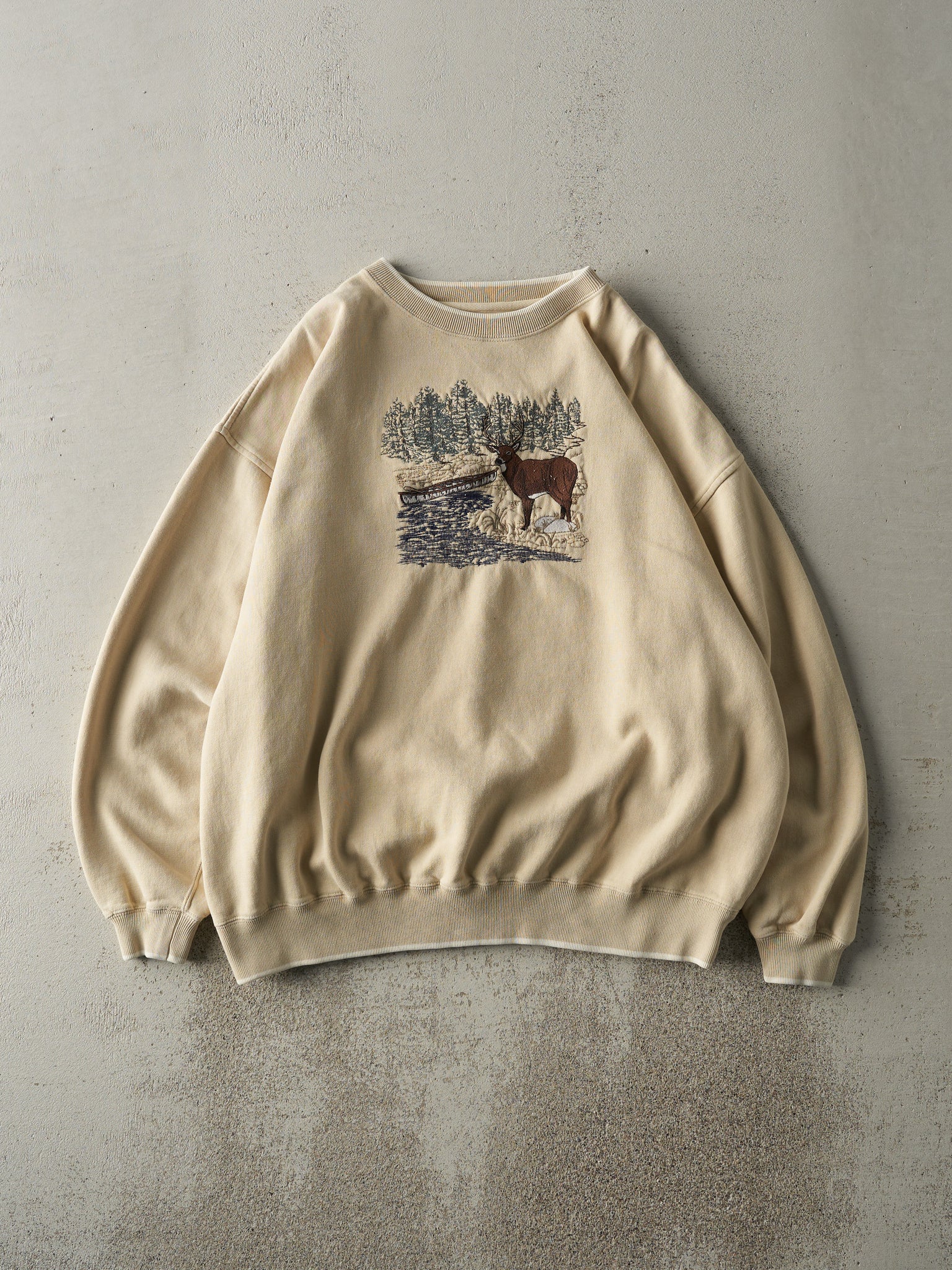 Vintage 90s Beige Embroidered Nature Scene Crewneck (XL)