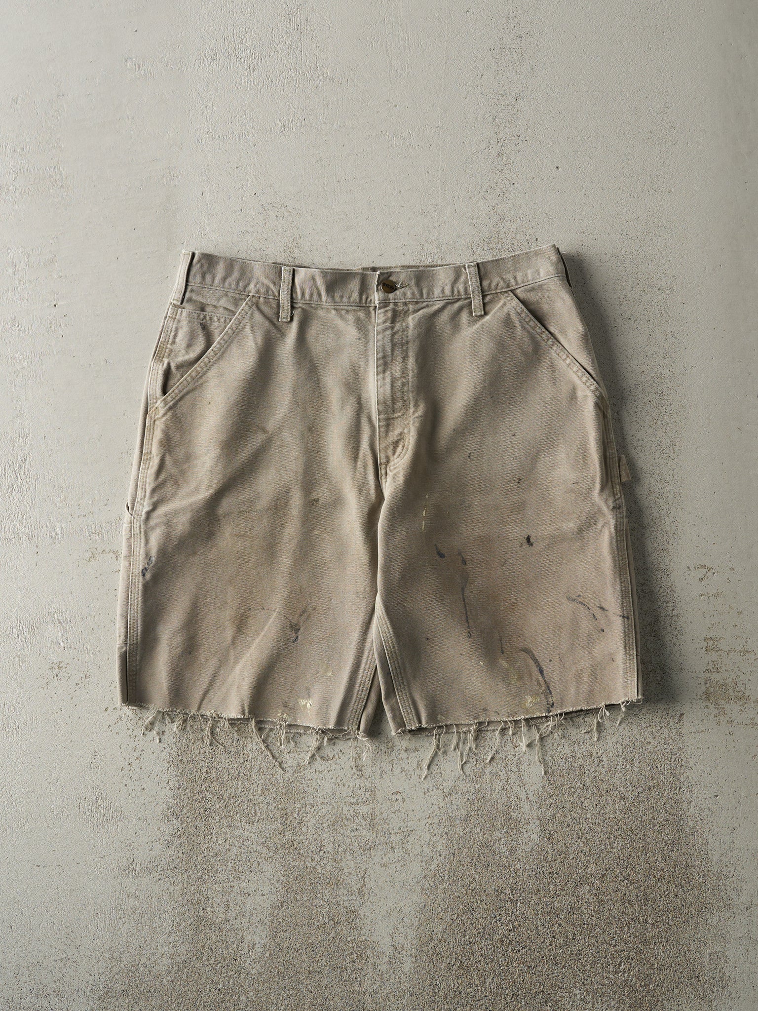 Vintage Y2K Beige Dungaree Fit Carhartt Cut Off Carpenter Shorts (36x10)