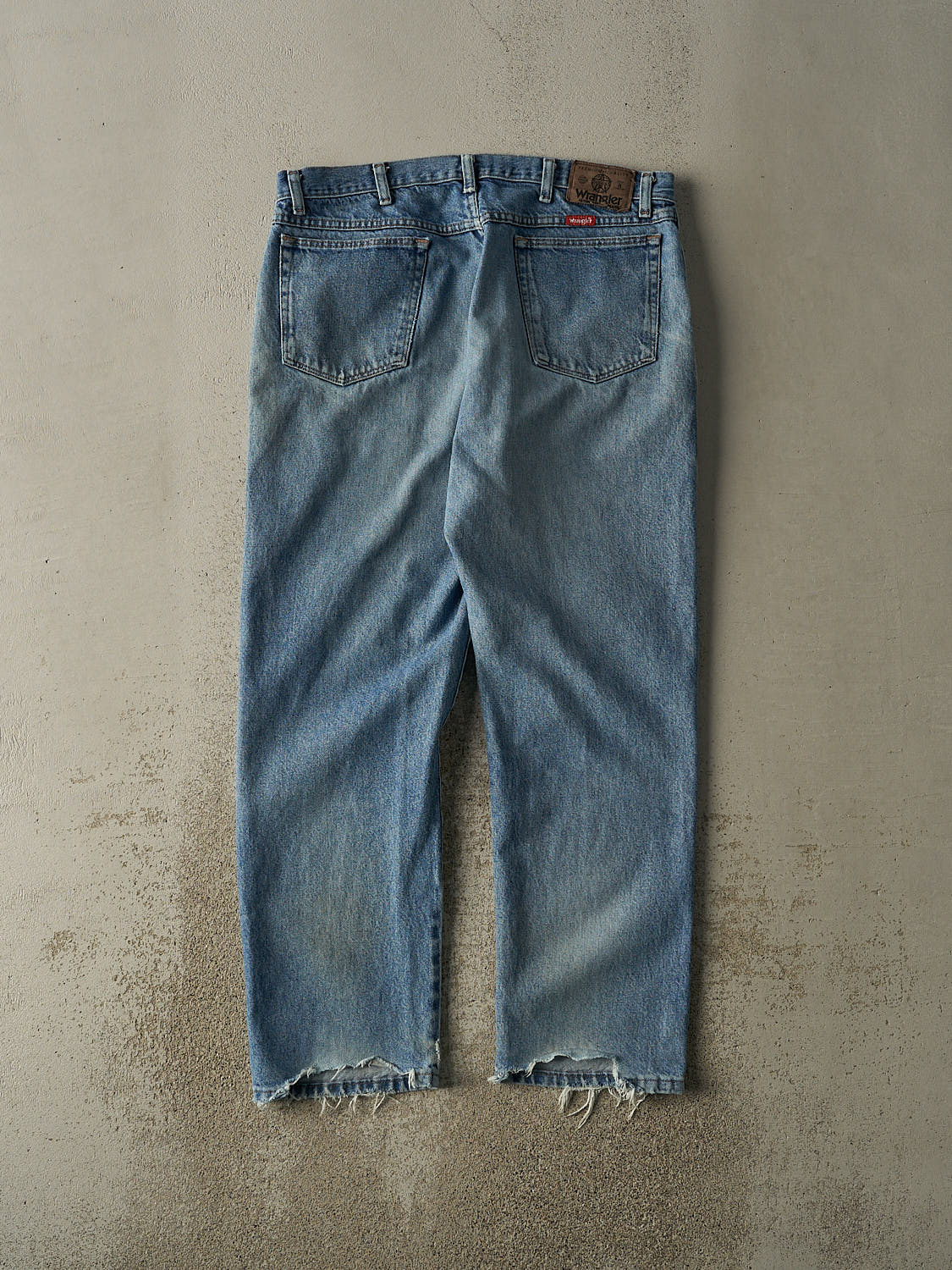 Vintage 90s Mid Wash Wrangler Jeans (36x30)