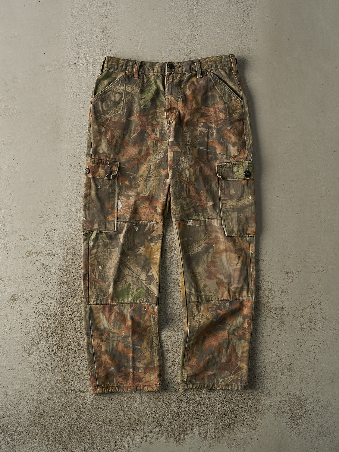 Vintage Y2K Camo Advantage Cargo Pants (33x30.5)