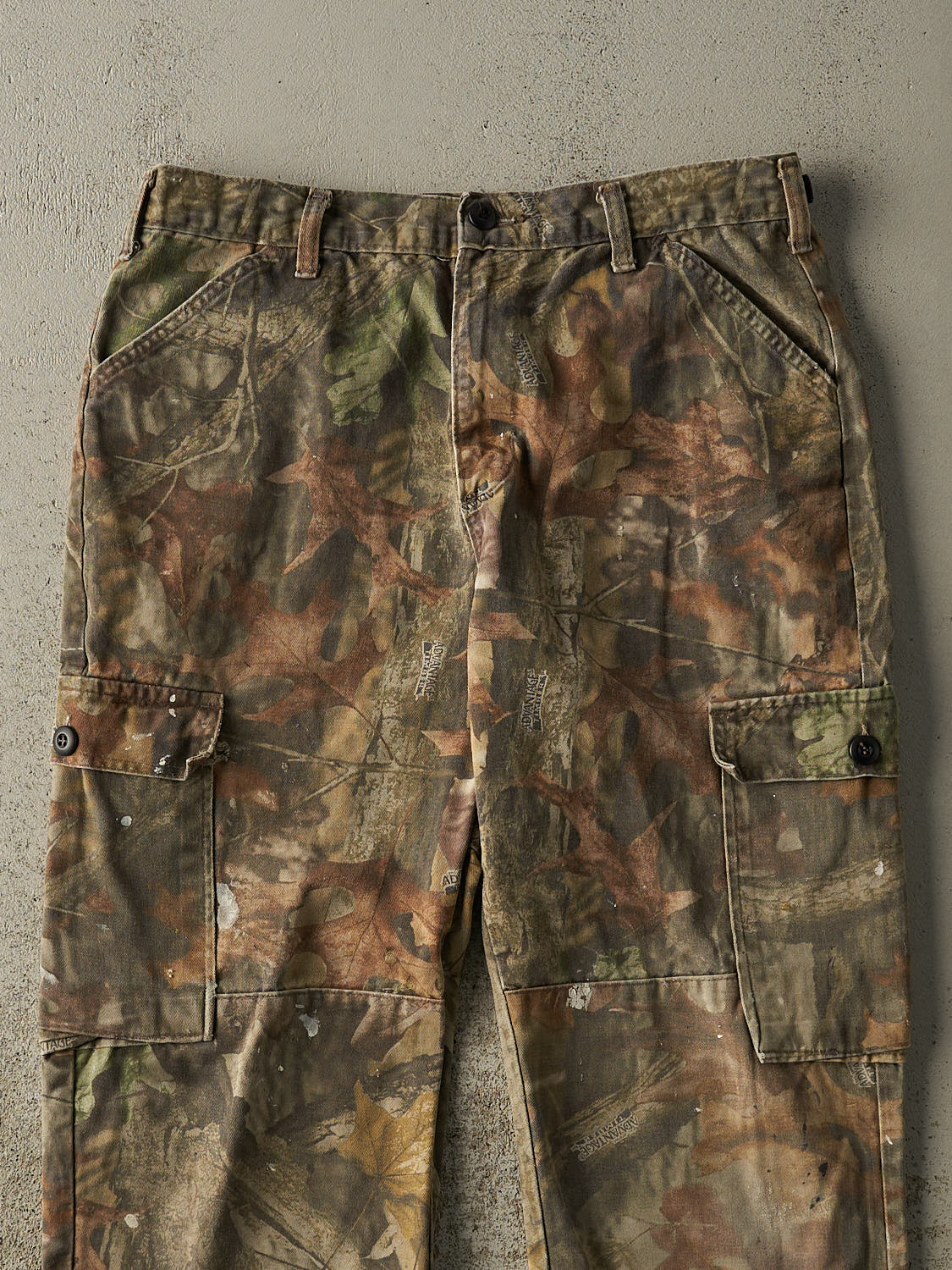 Vintage Y2K Camo Advantage Cargo Pants (33x30.5)