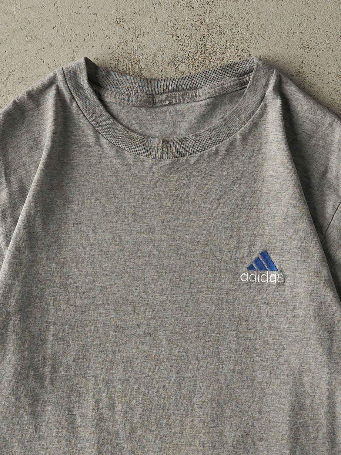 Vintage 90s Grey Adidas Embroidered Logo Tee (M/L)